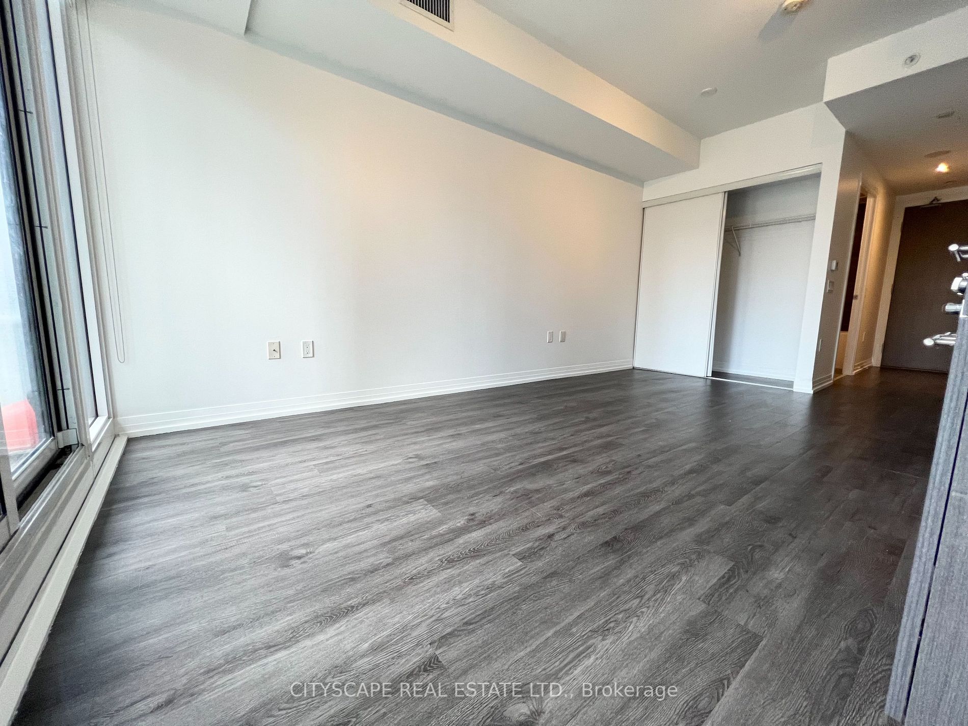 251 Jarvis St, #728