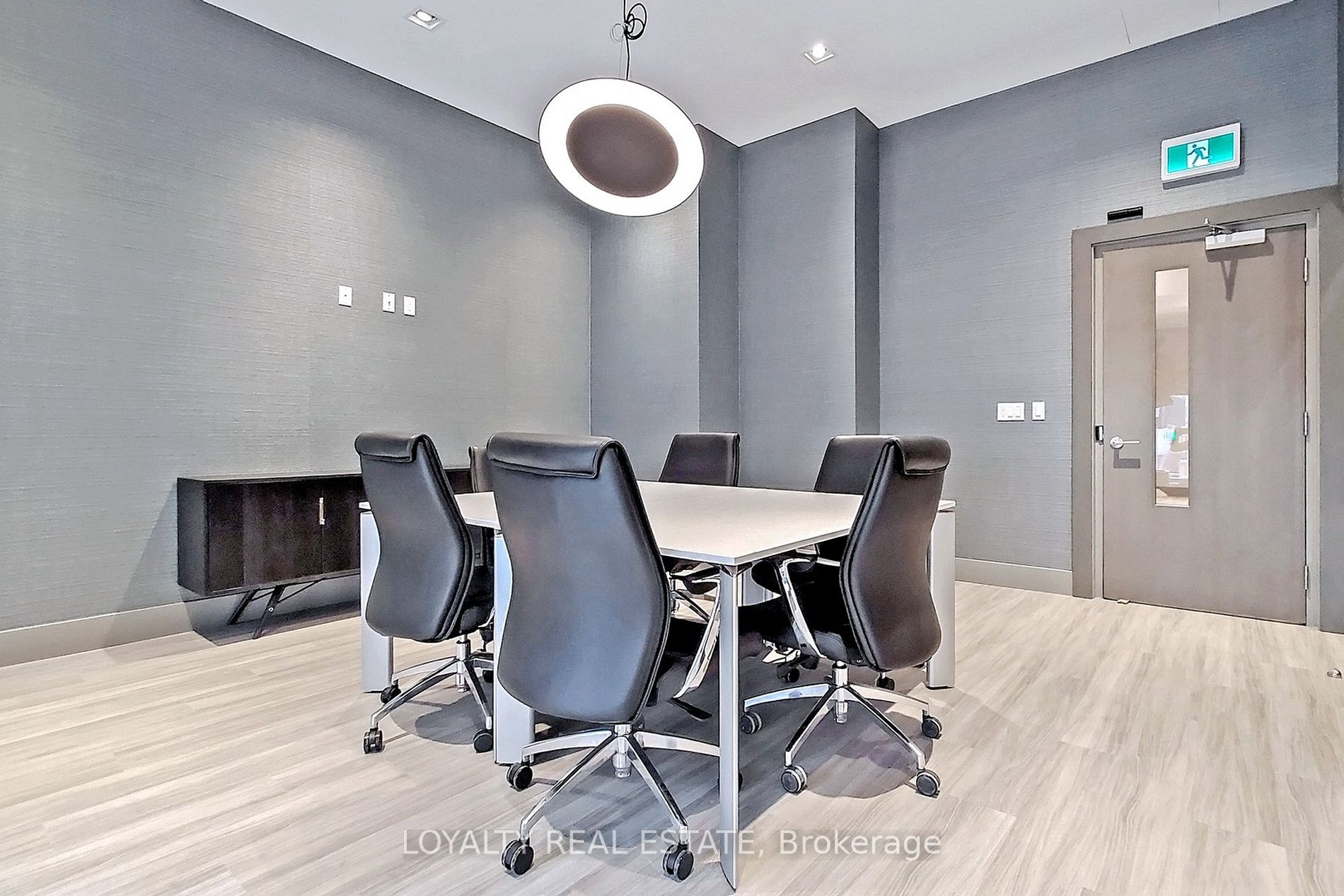 181 Bedford Rd, #1502