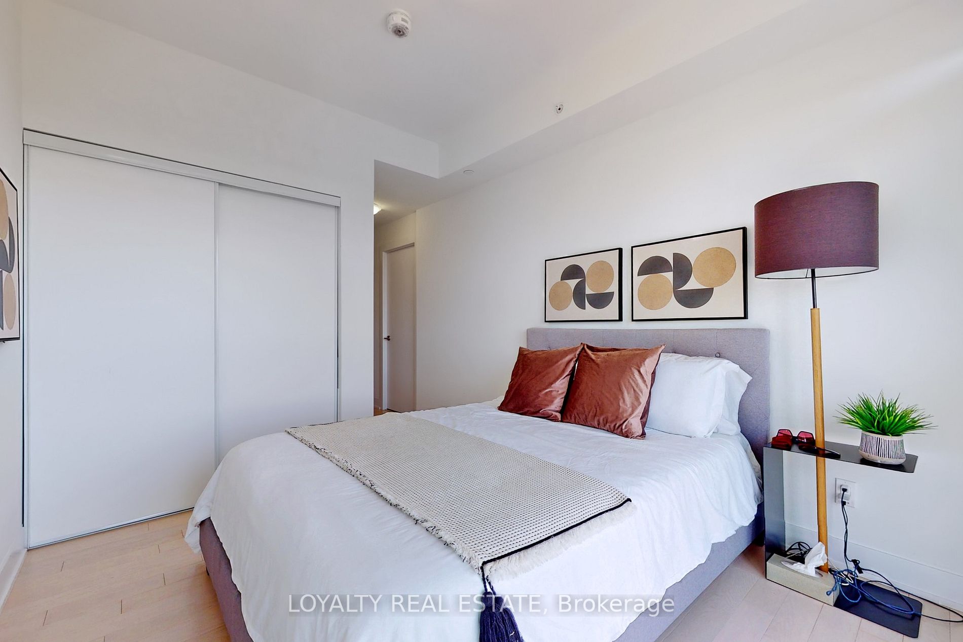 181 Bedford Rd, #1502