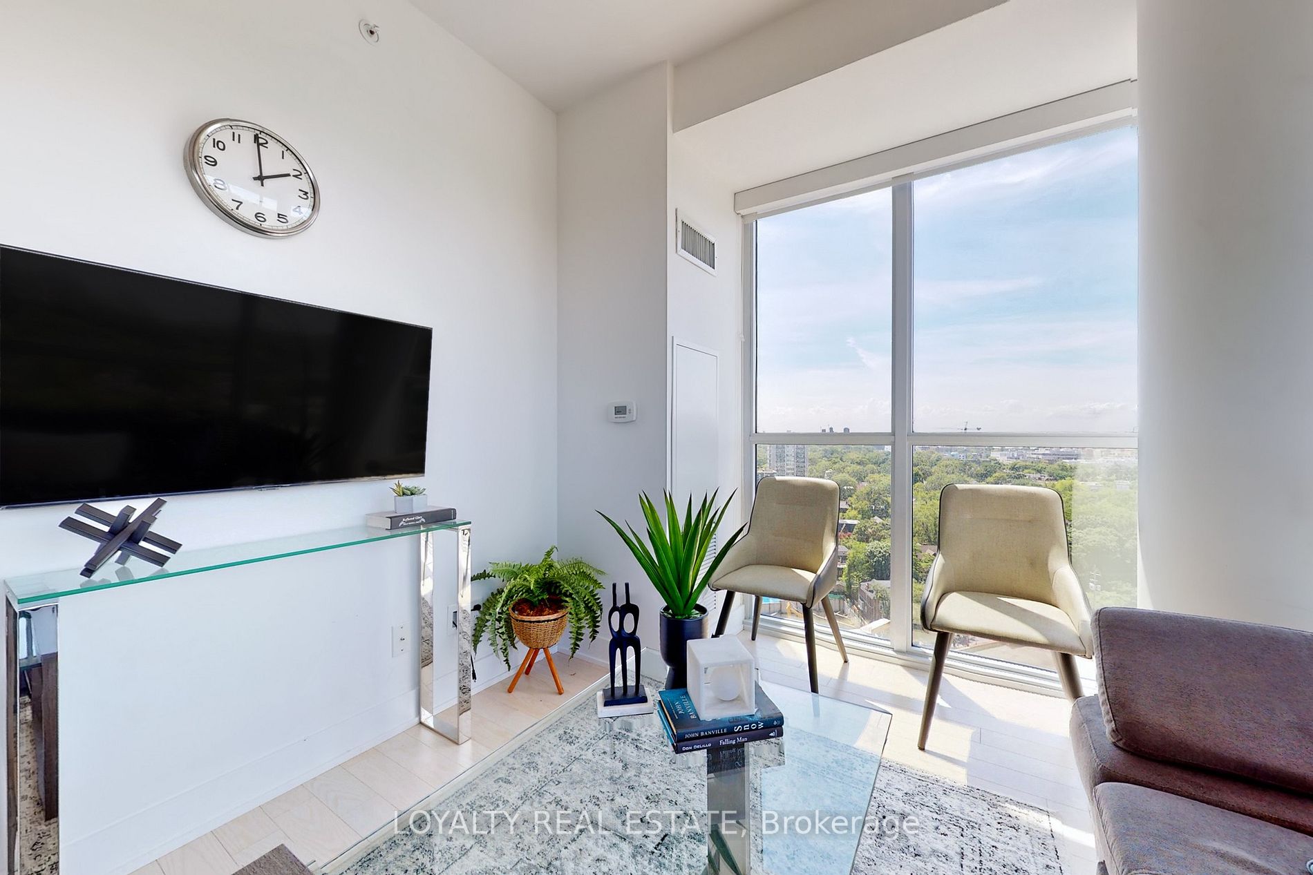 181 Bedford Rd, #1502