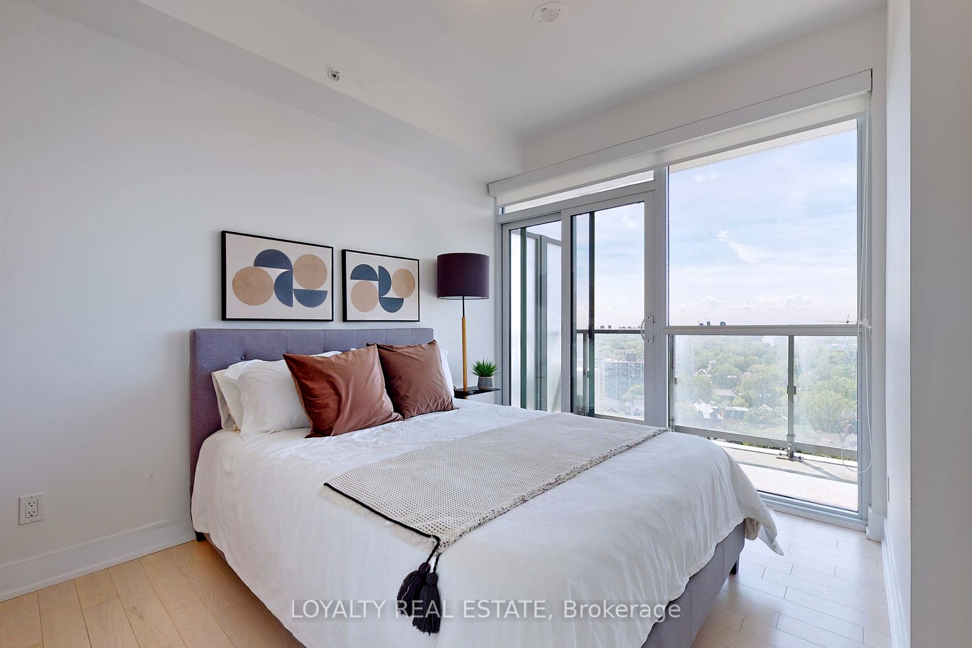 181 Bedford Rd, #1502