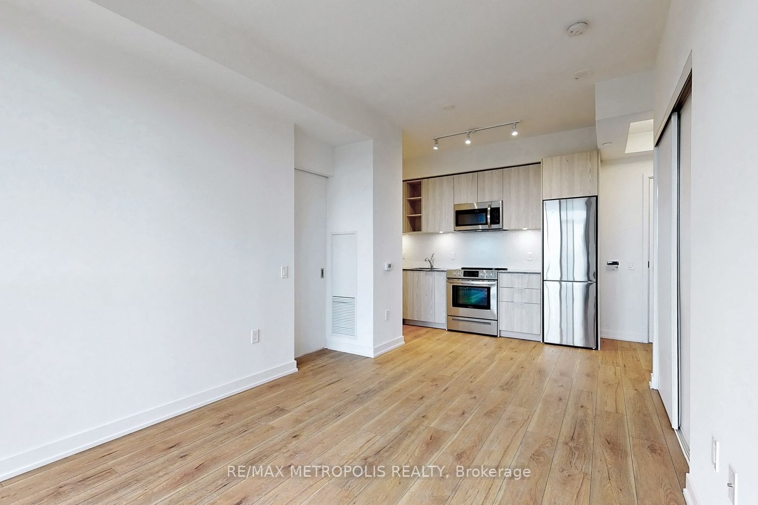 30 Ordnance St, #907