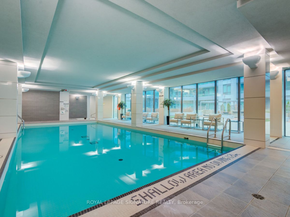 19 Grand Trunk Cres, #Ph11