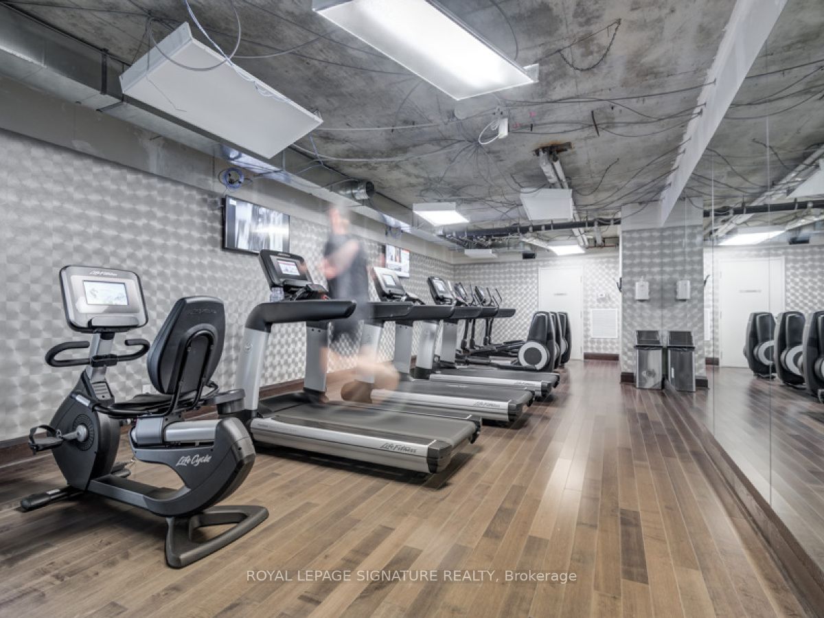 19 Grand Trunk Cres, #Ph11