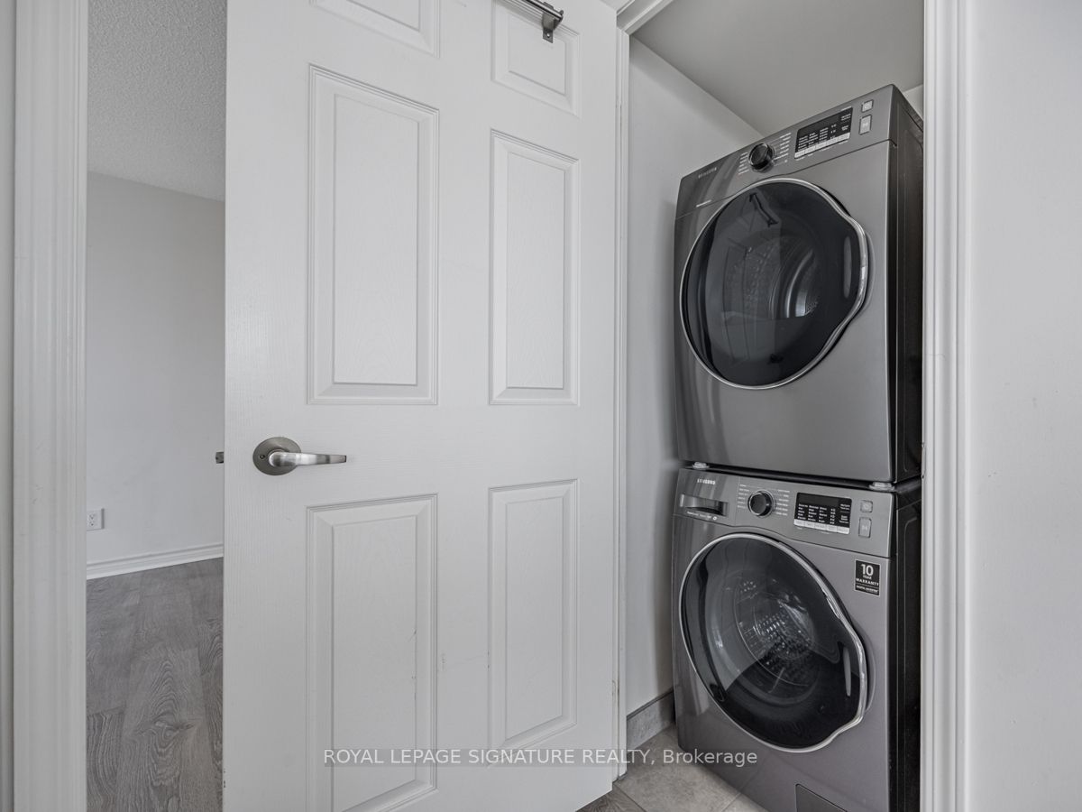 19 Grand Trunk Cres, #Ph11