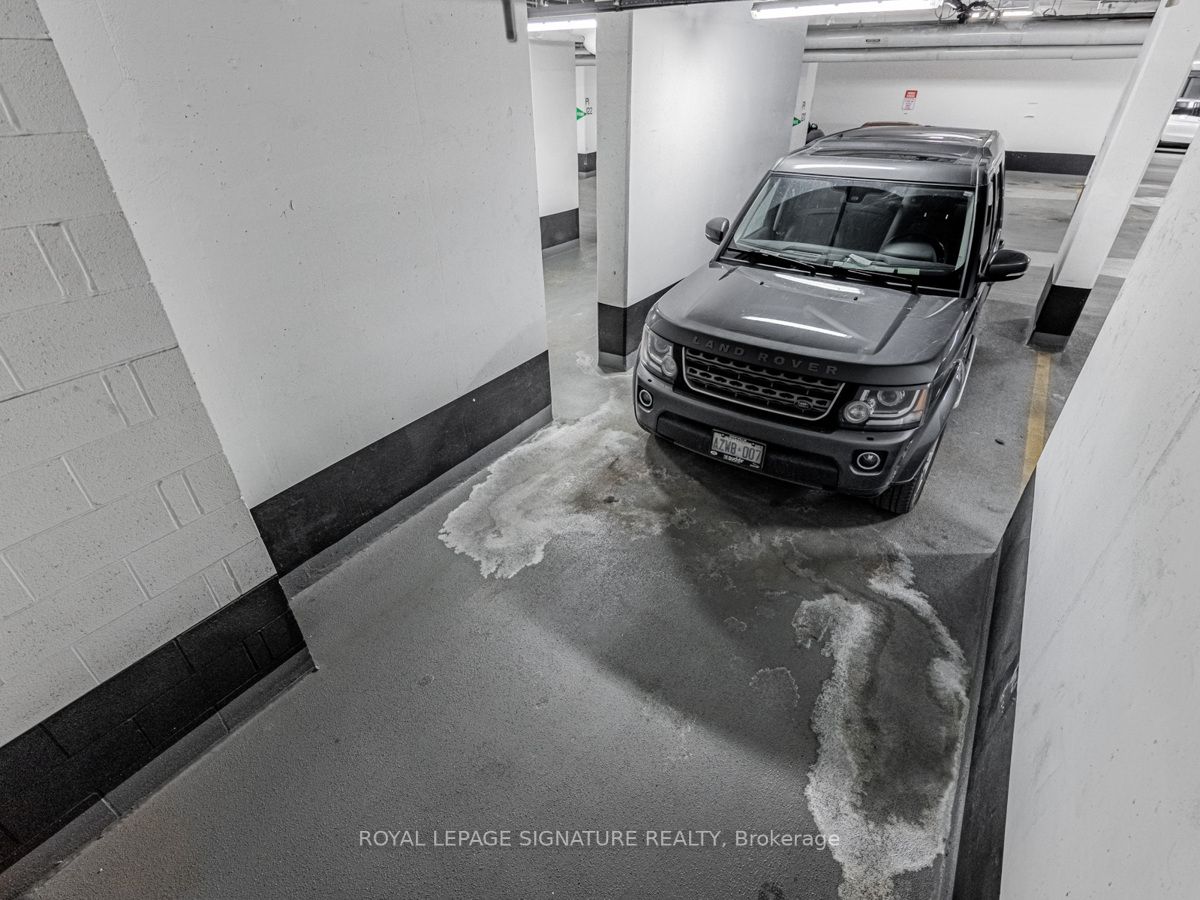 19 Grand Trunk Cres, #Ph11
