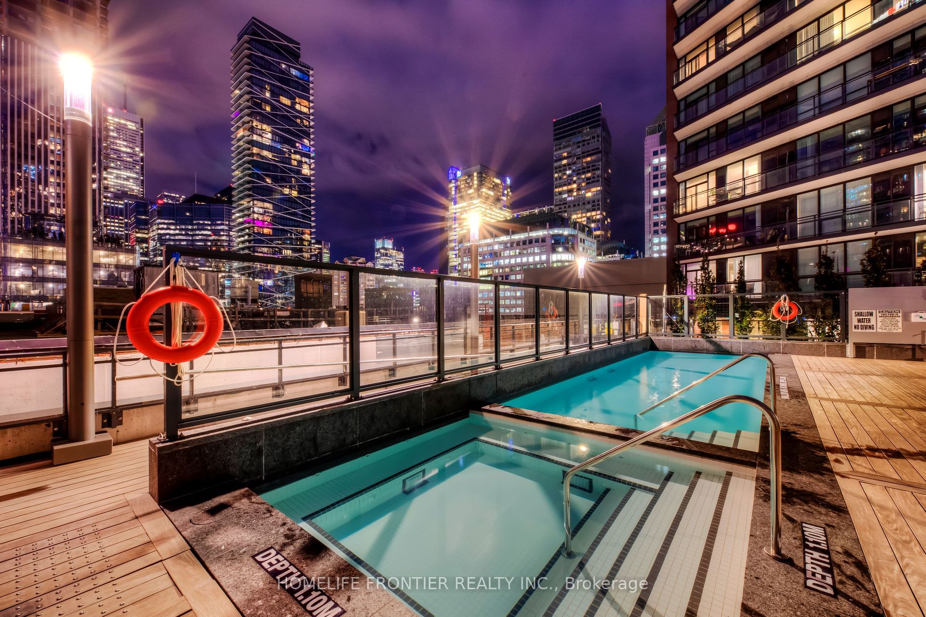 99 John St, #4403
