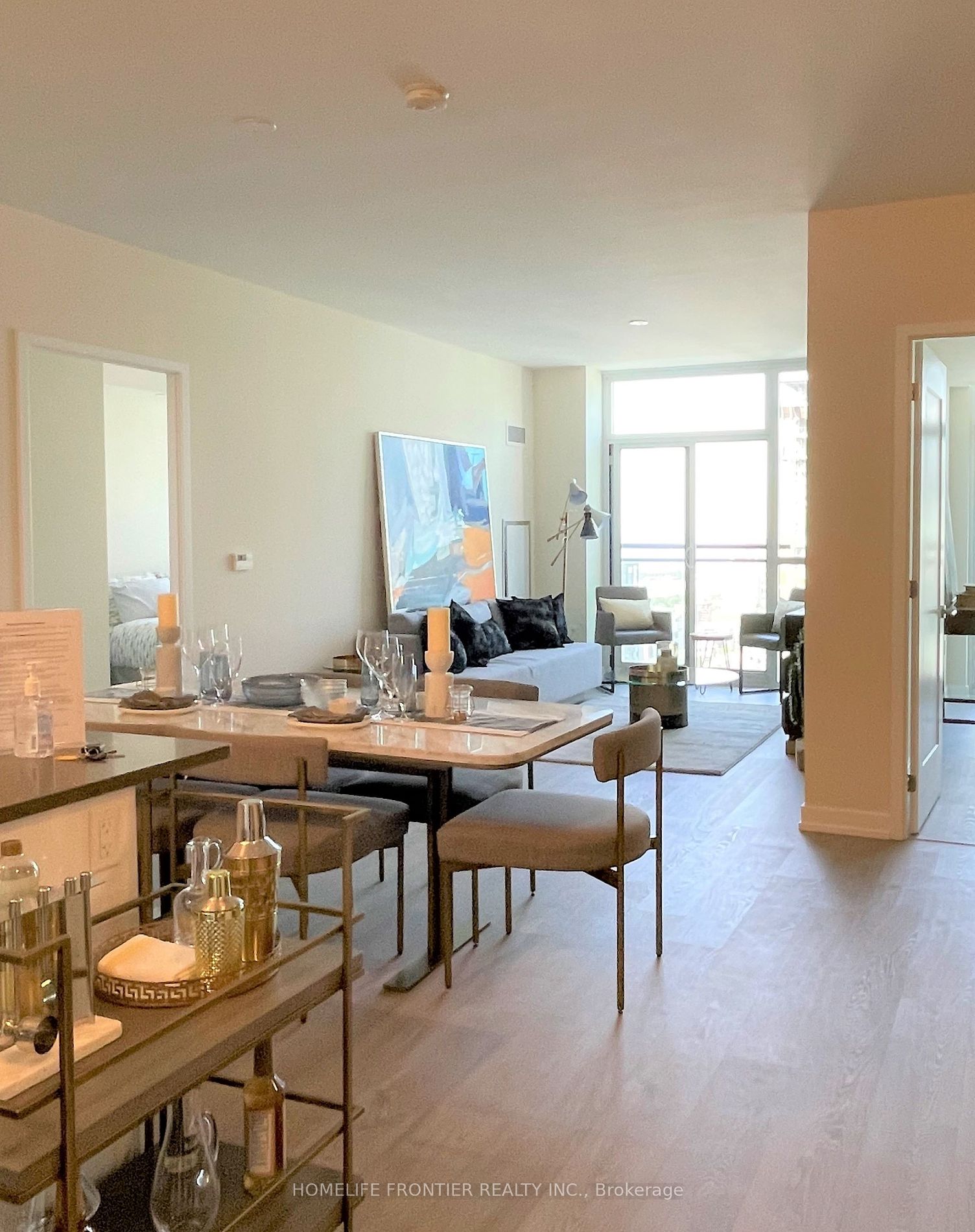 99 John St, #4403