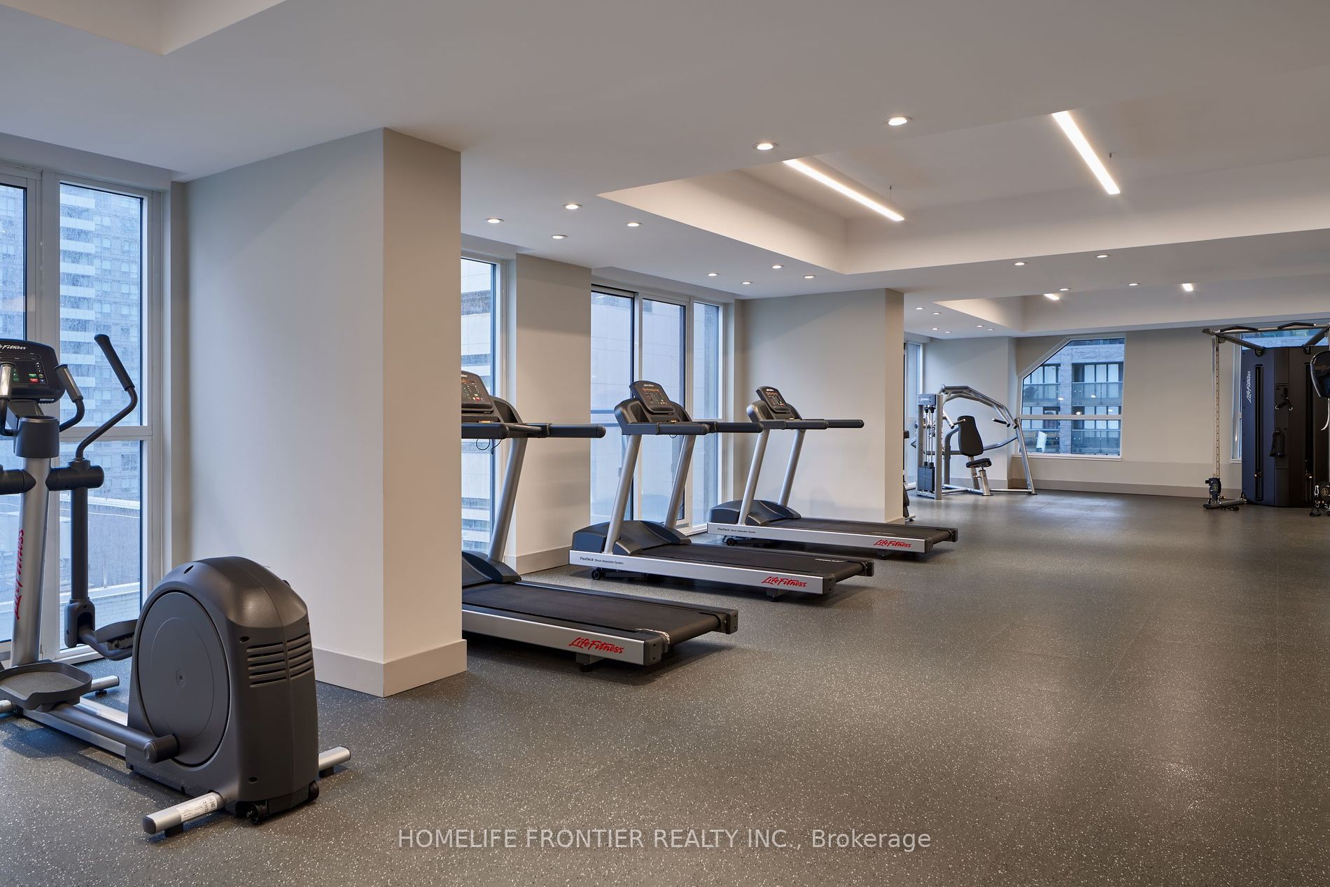 99 John St, #4403