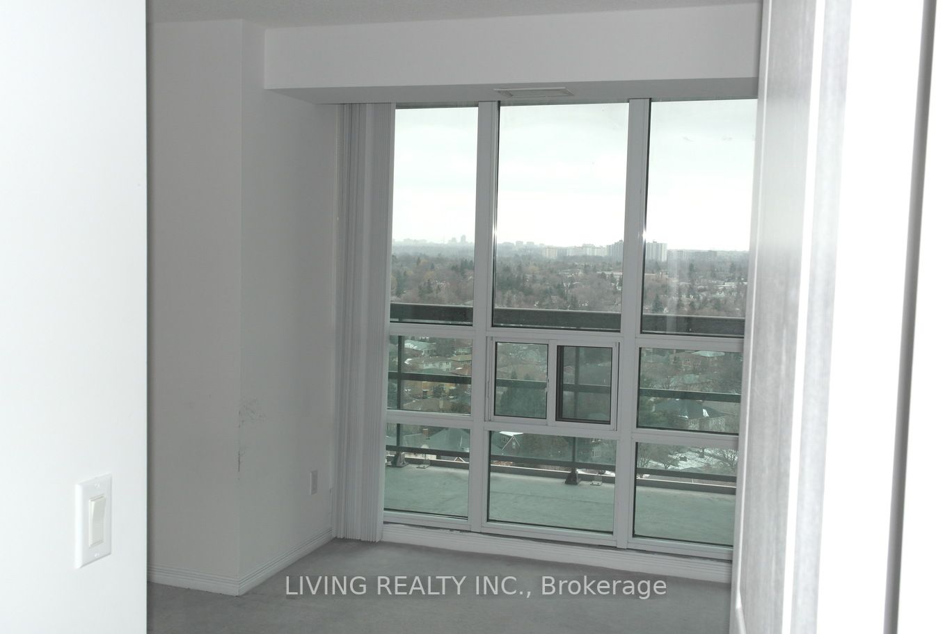 509 Beecroft Rd, #1908