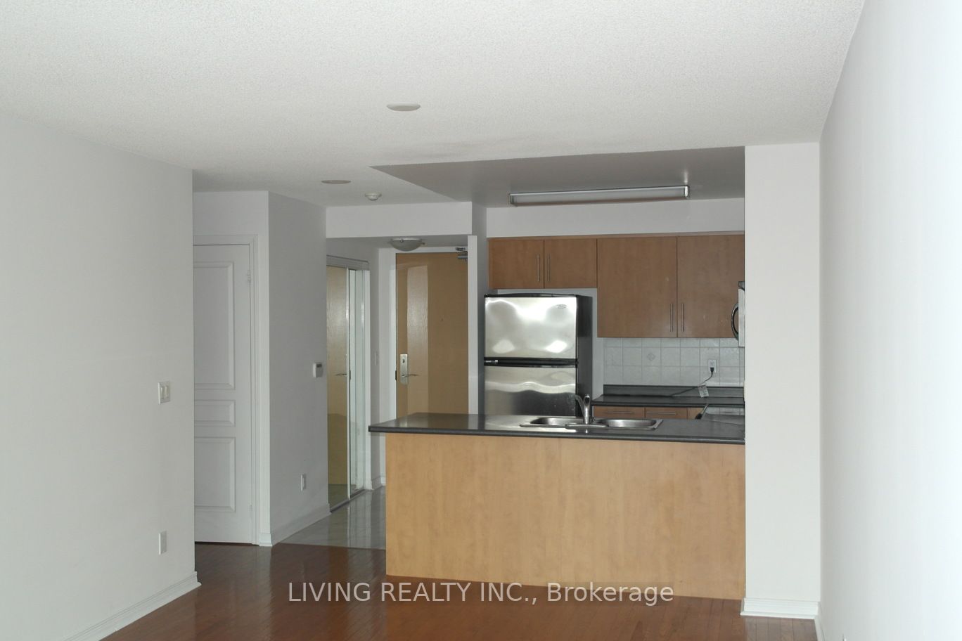 509 Beecroft Rd, #1908