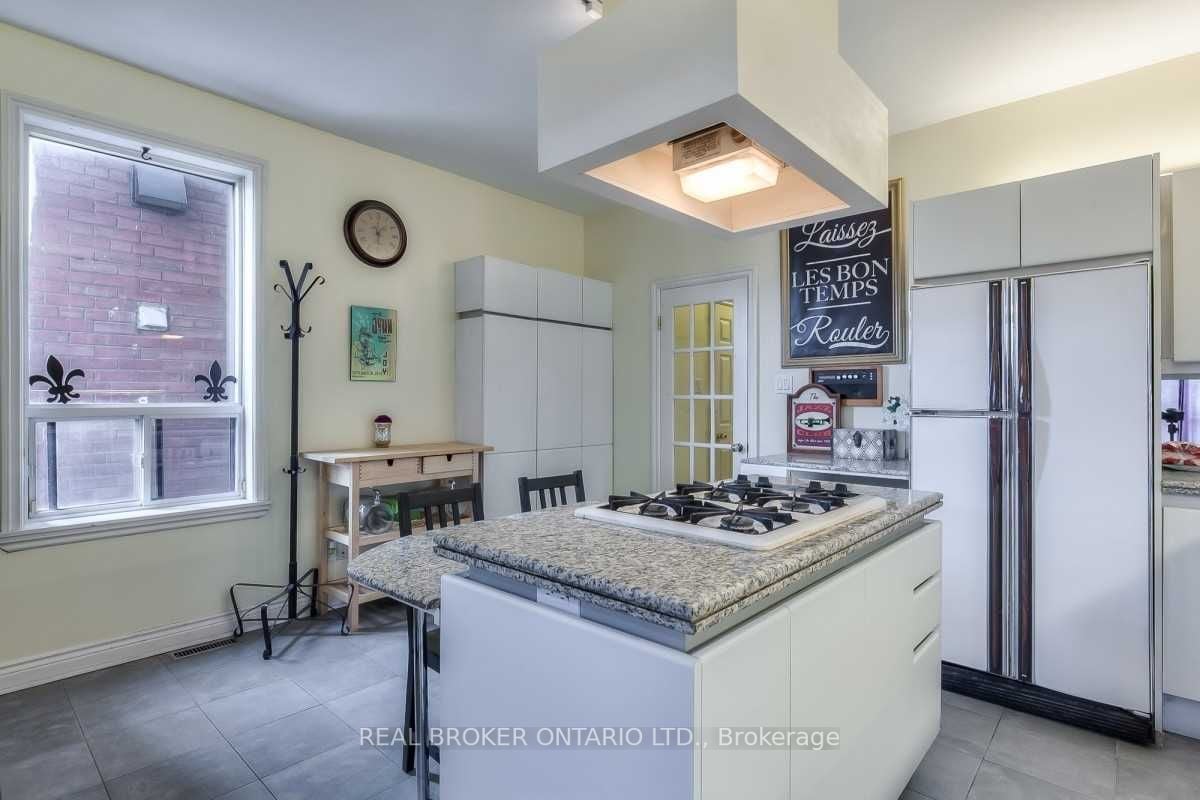 137 Margueretta St