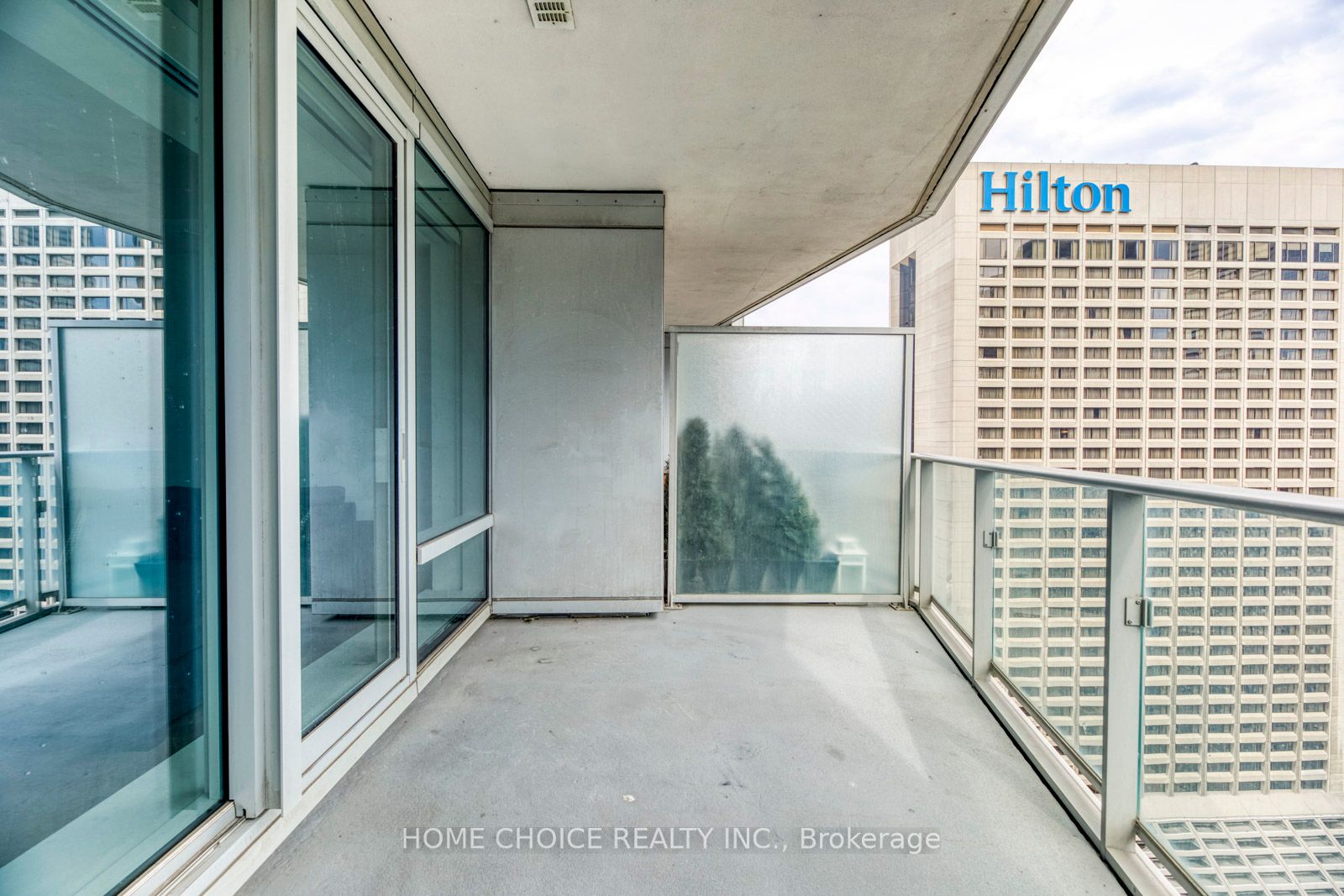 180 University Ave, #2308
