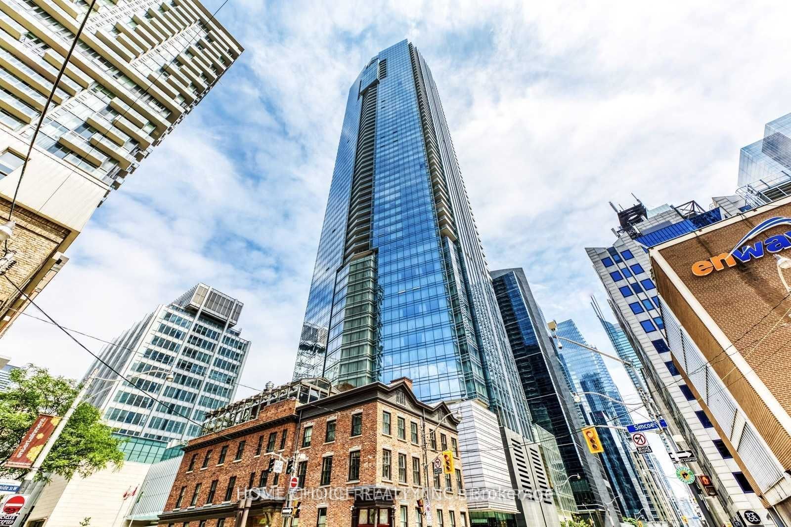 180 University Ave, #2308