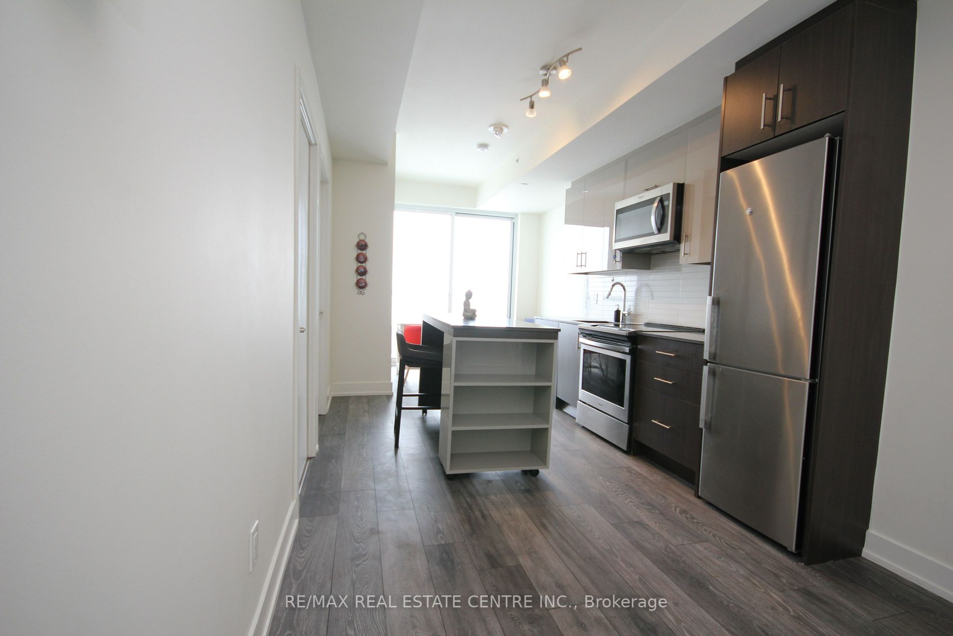 180 Fairview Mall Drive, #1608
