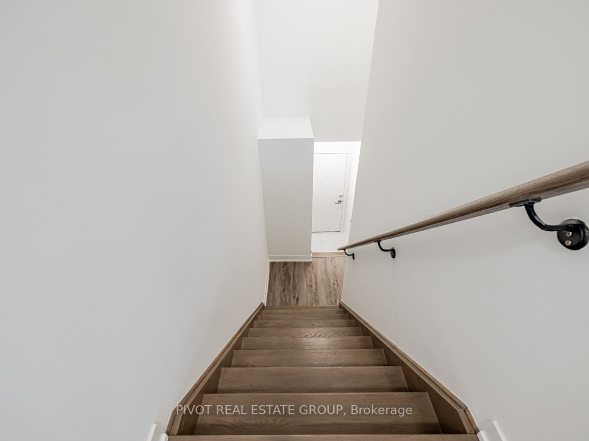 14 Marquette Ave, #8