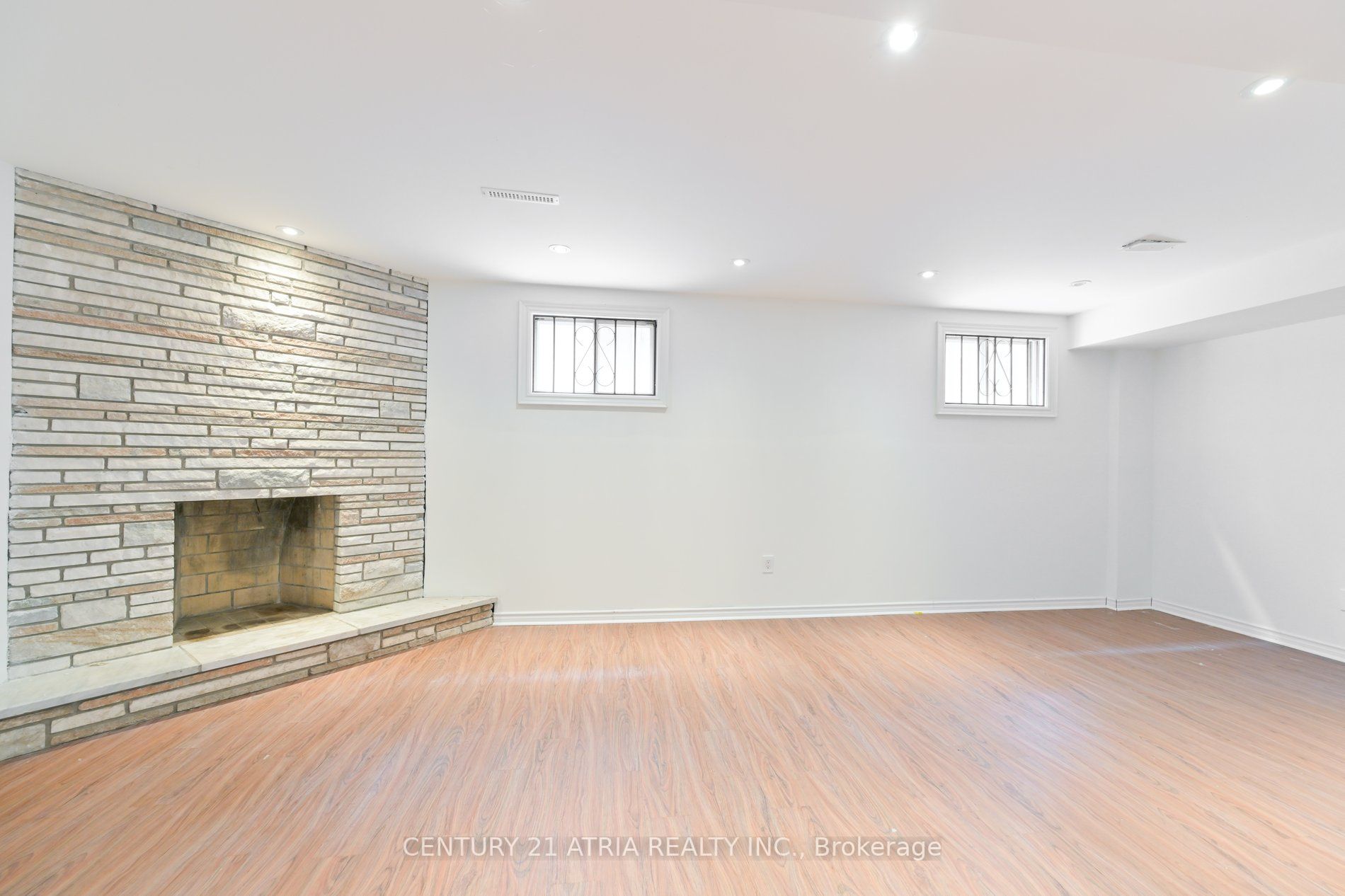 144 Shelborne Ave