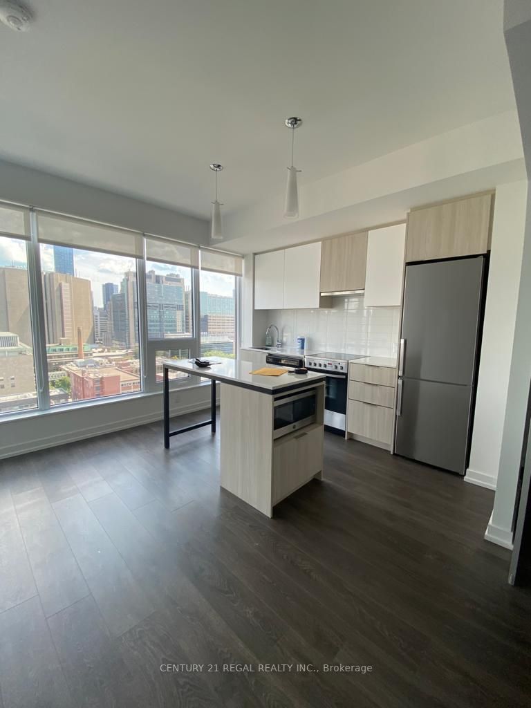 203 College St, #1307