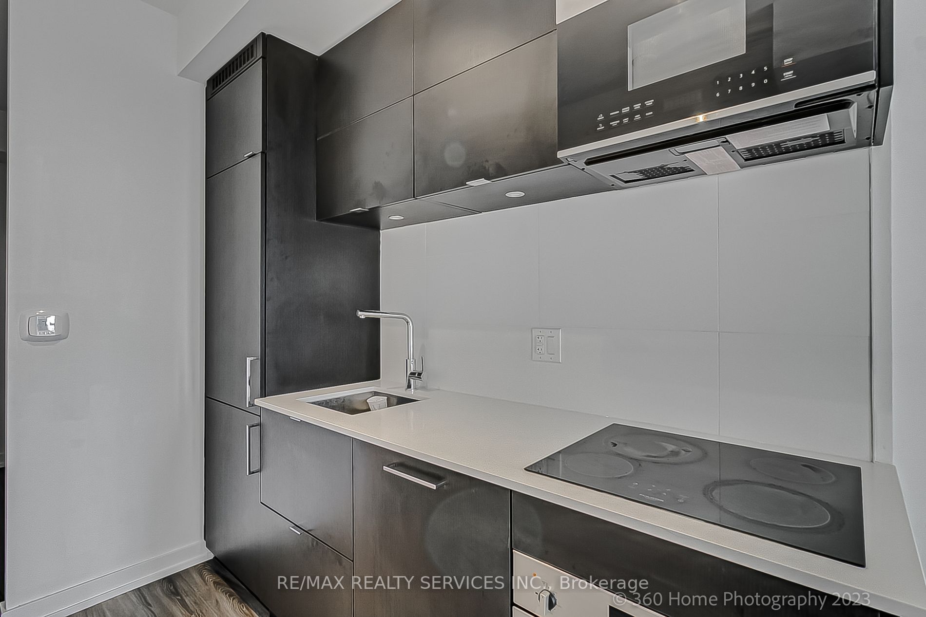 20 Edward St, #1719