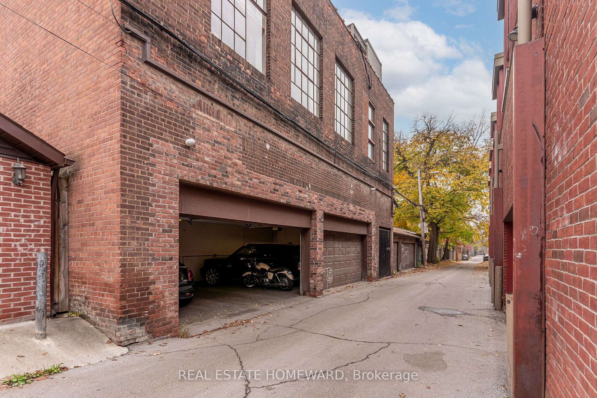 264 Seaton Street, #204