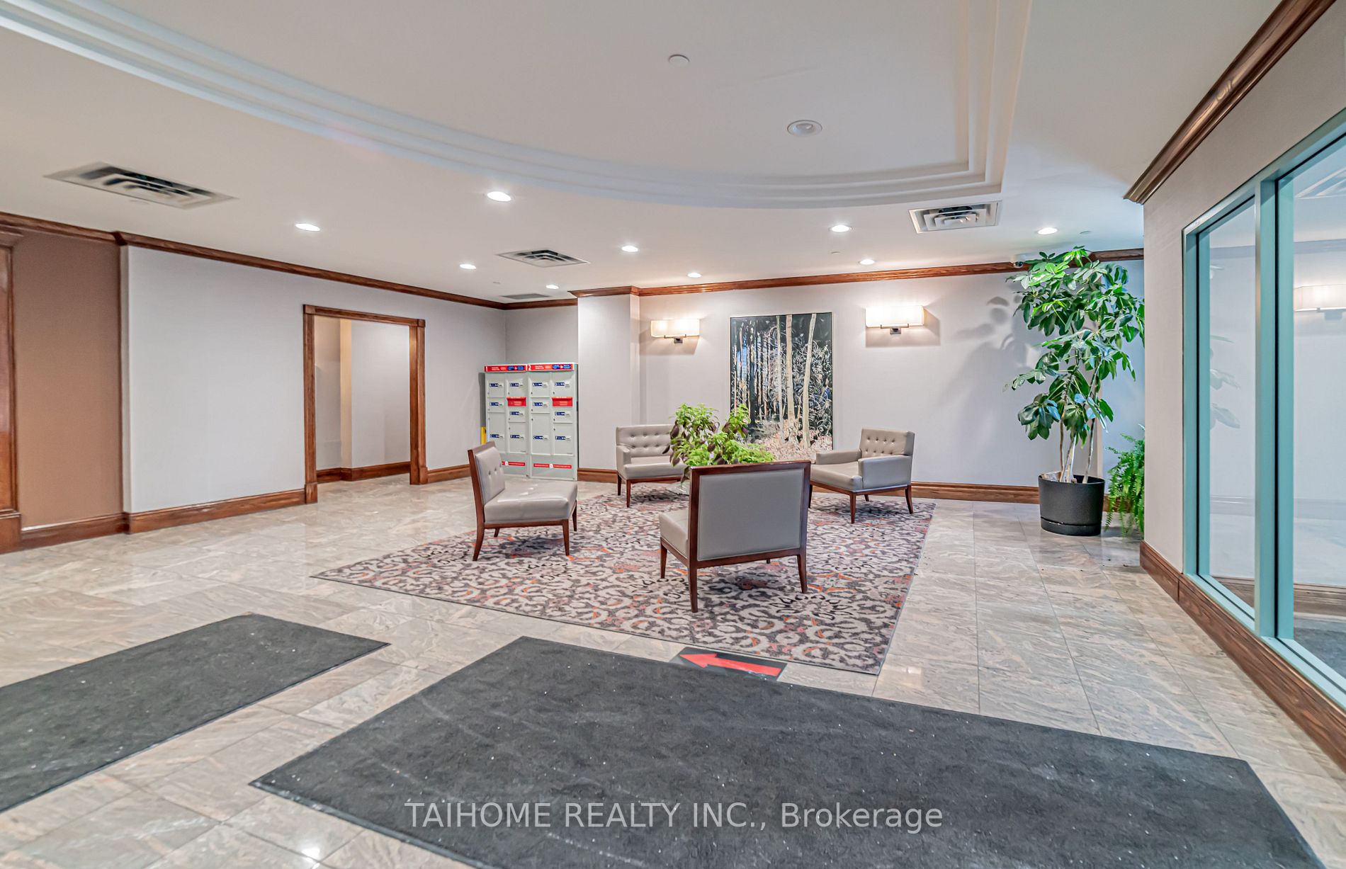 1 Pemberton Avenue, #702