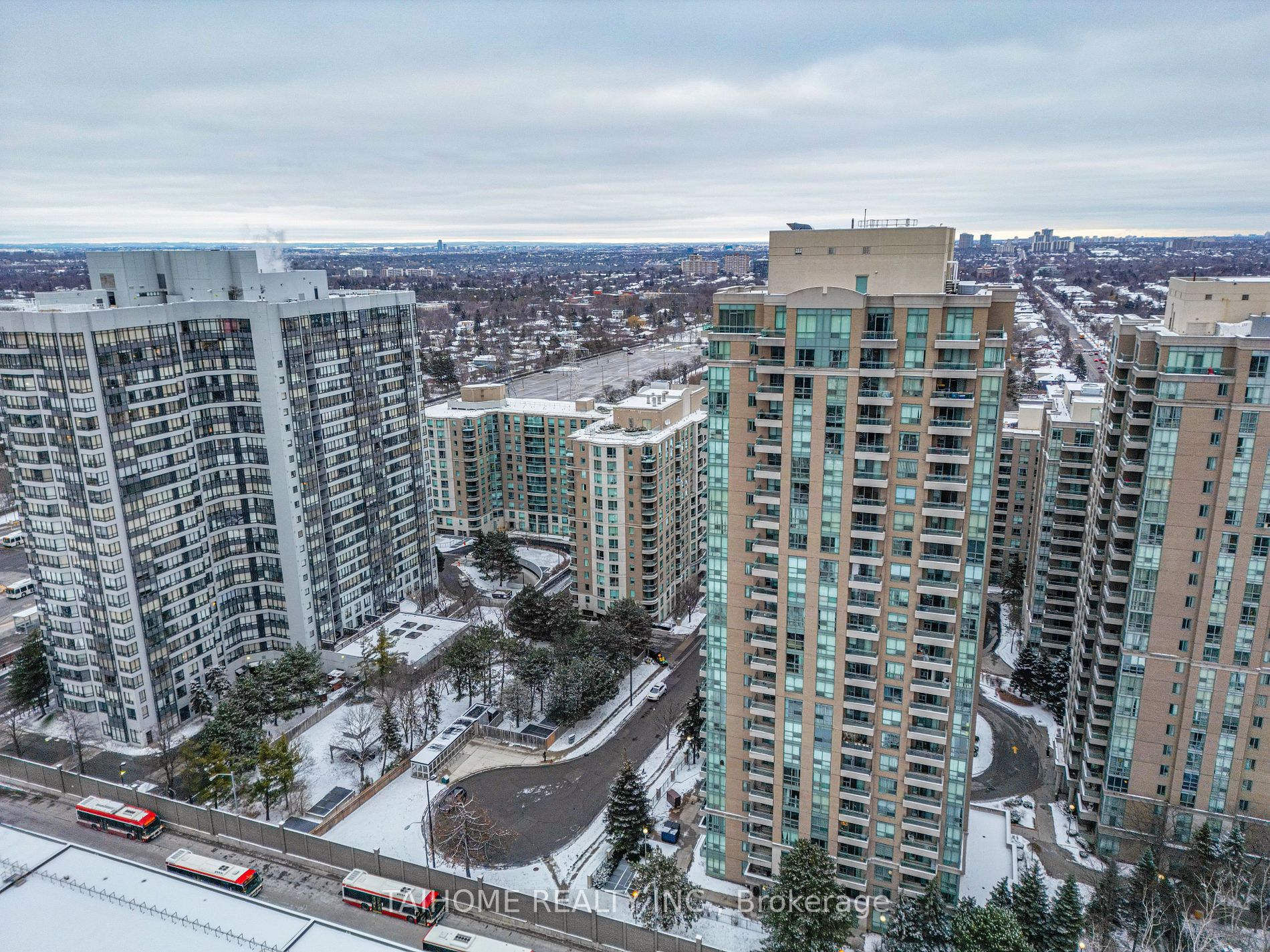 1 Pemberton Avenue, #702
