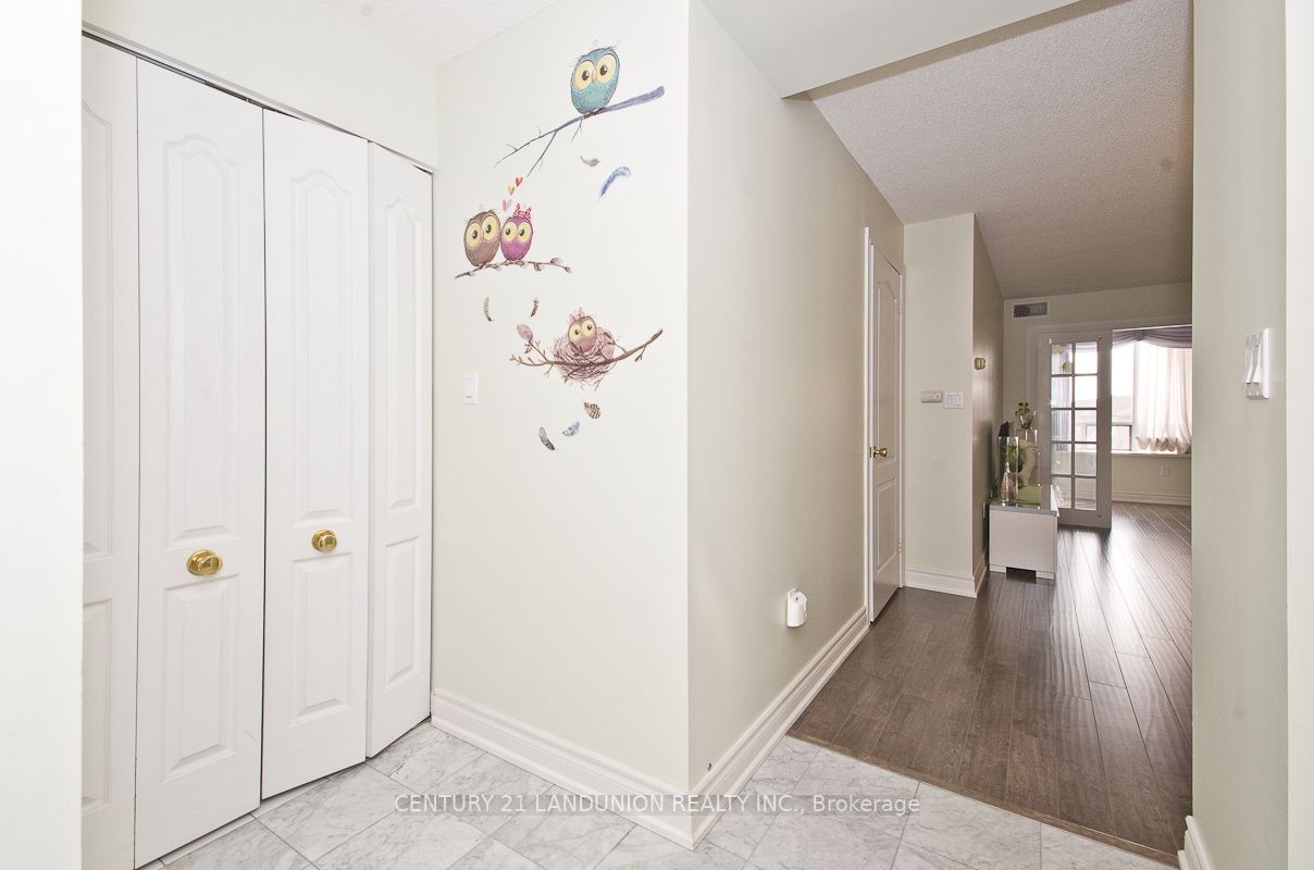 Listing C6621718 - Large Photo # 5