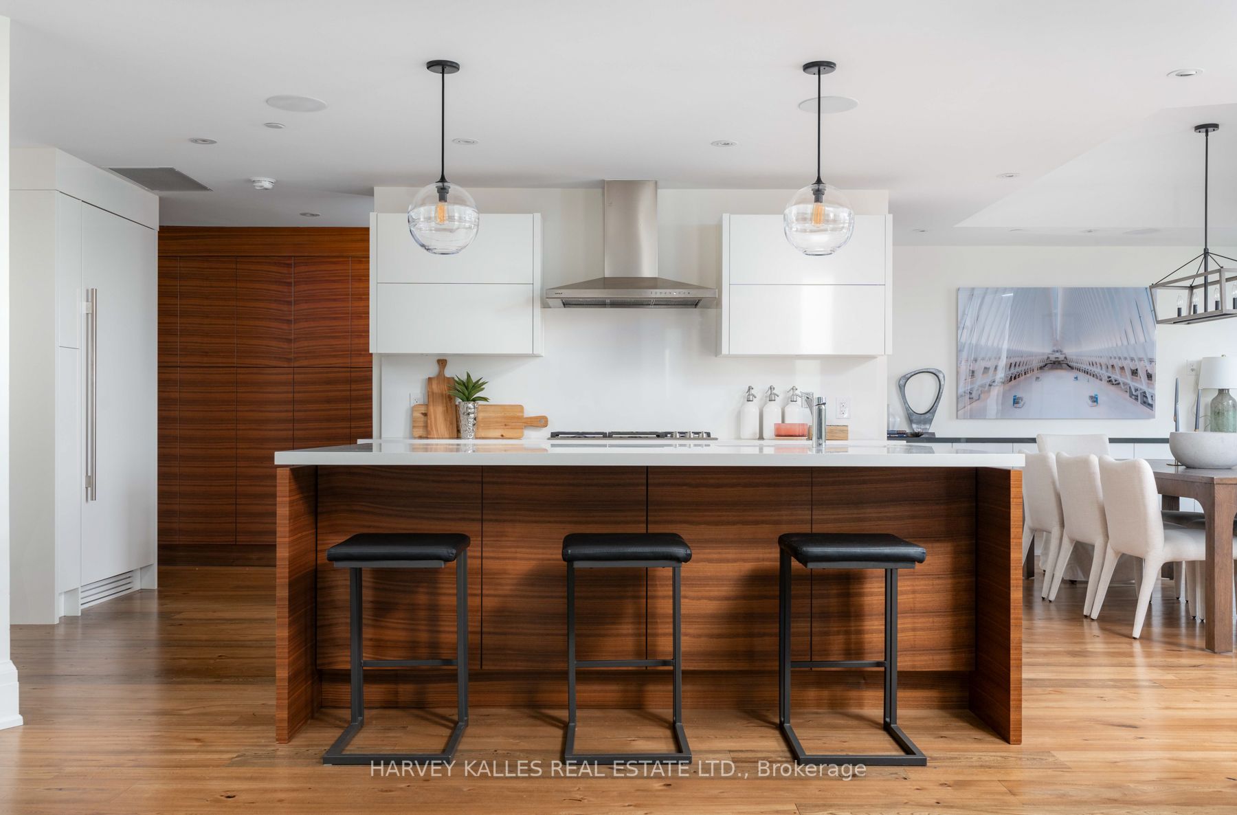 181 Davenport Rd, #702