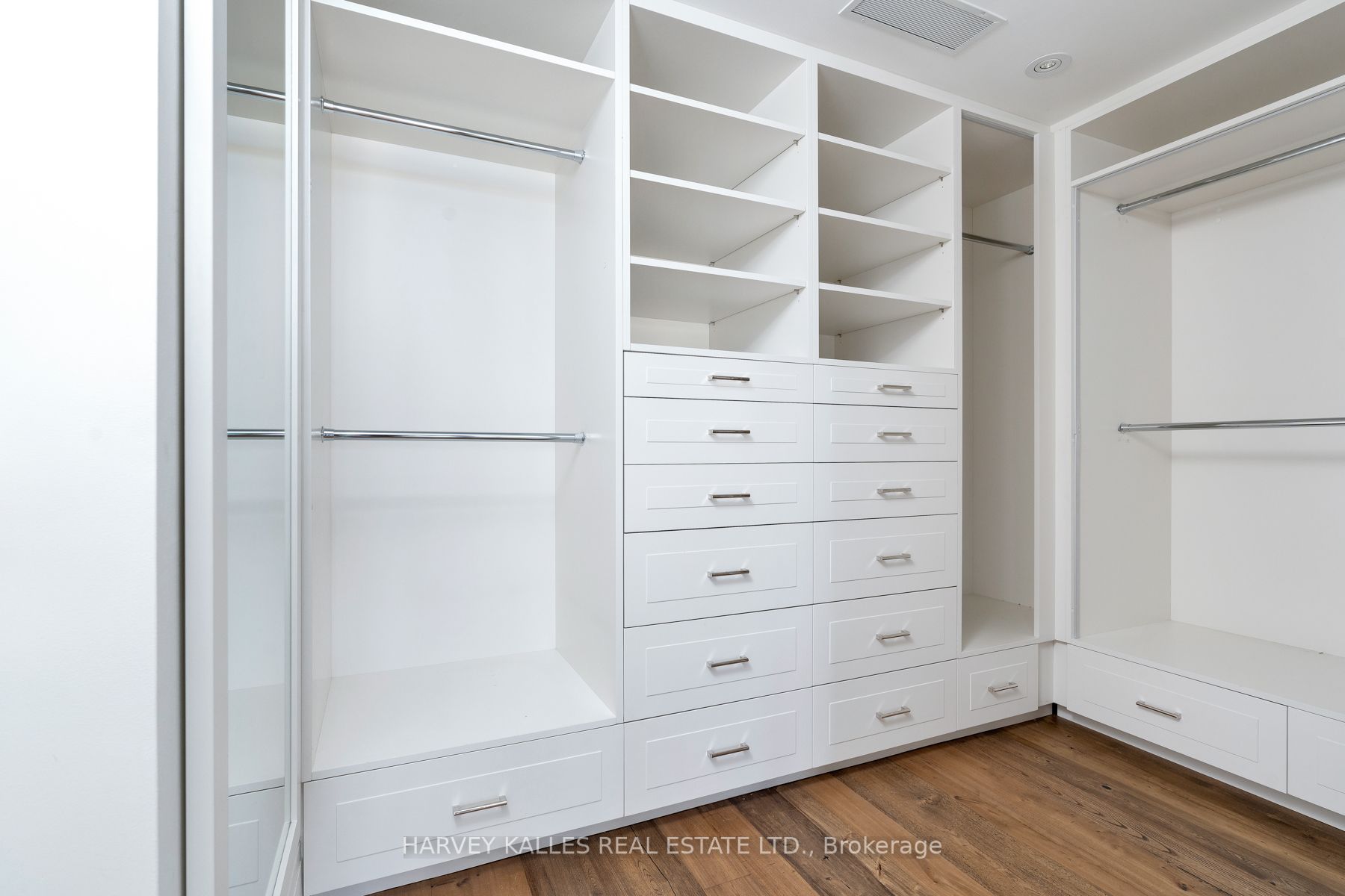 181 Davenport Rd, #702