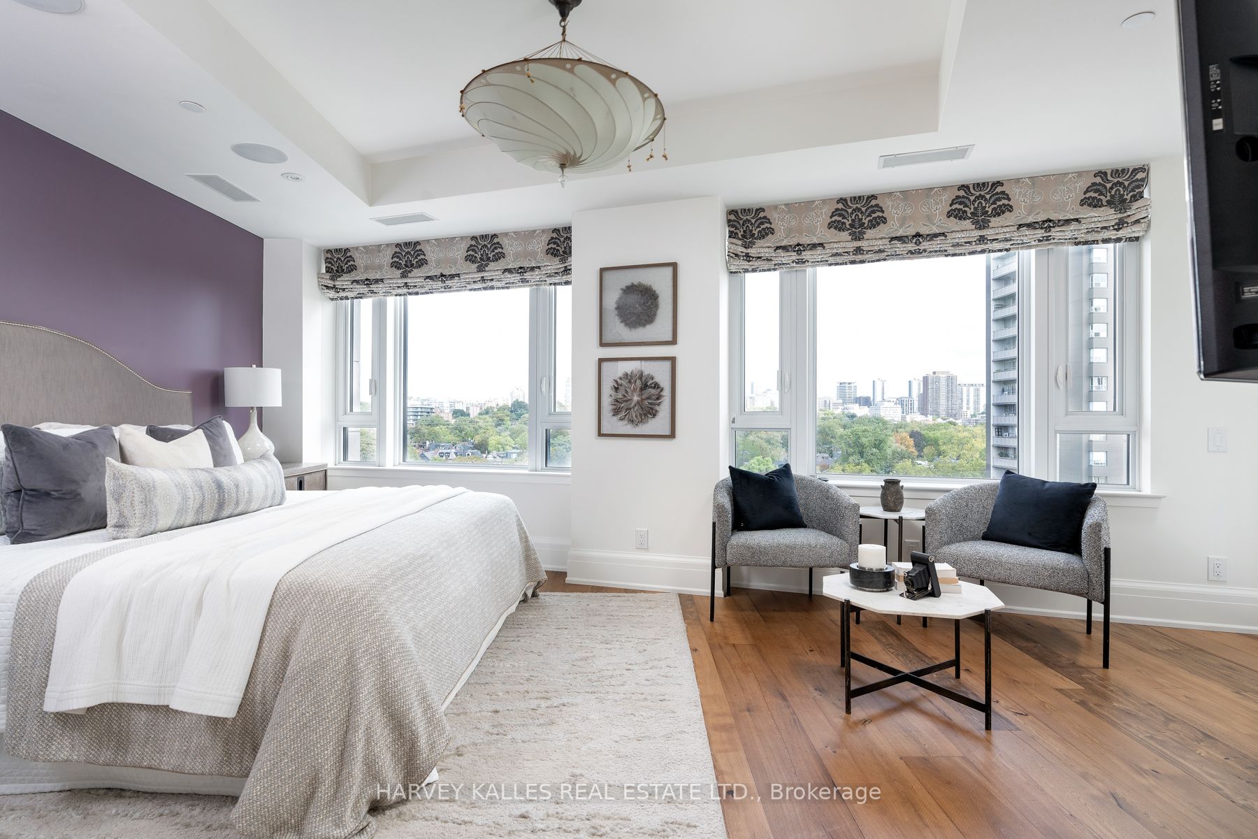 181 Davenport Rd, #702
