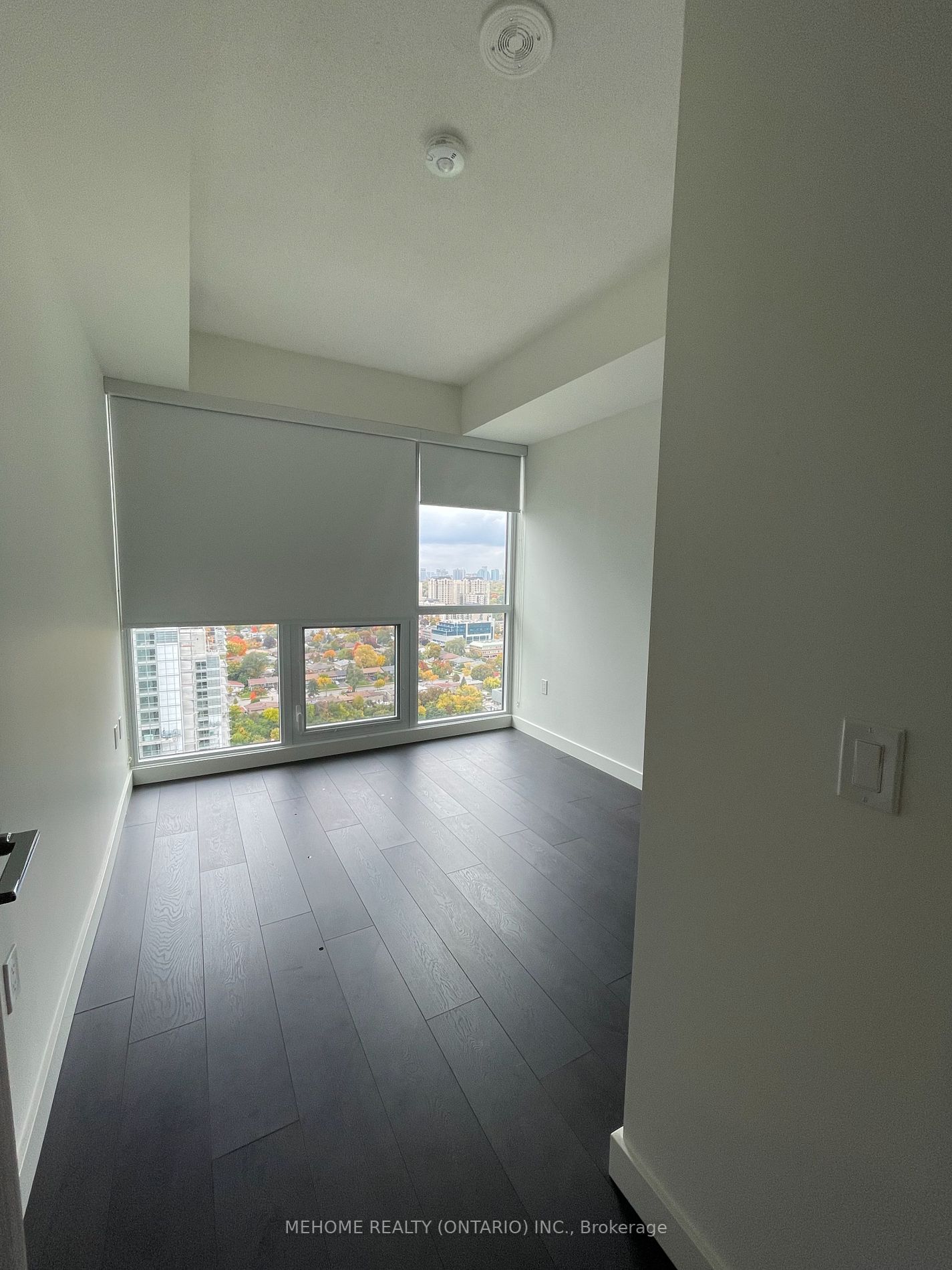 95 Mcmahon Dr, #3506