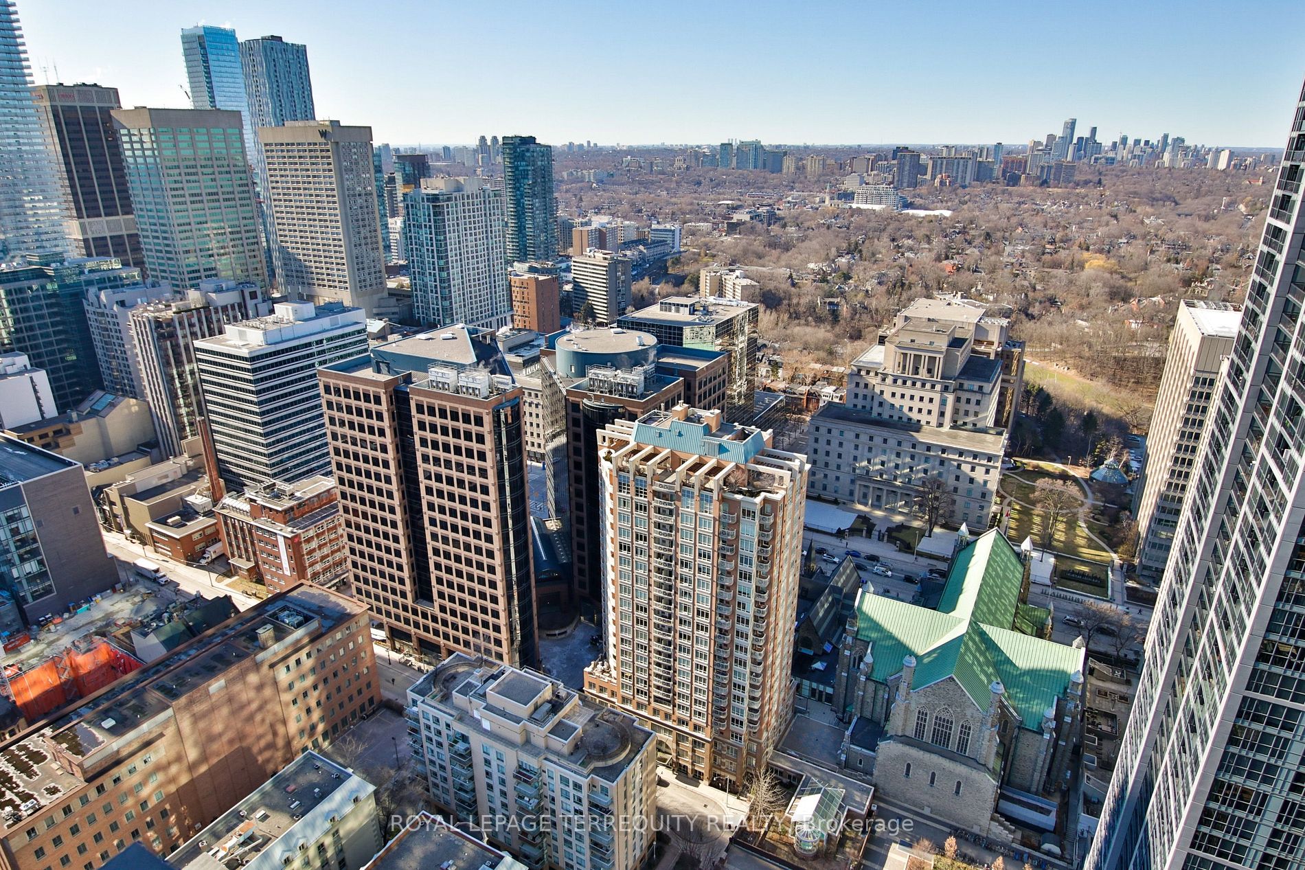 101 Charles St E, #3808