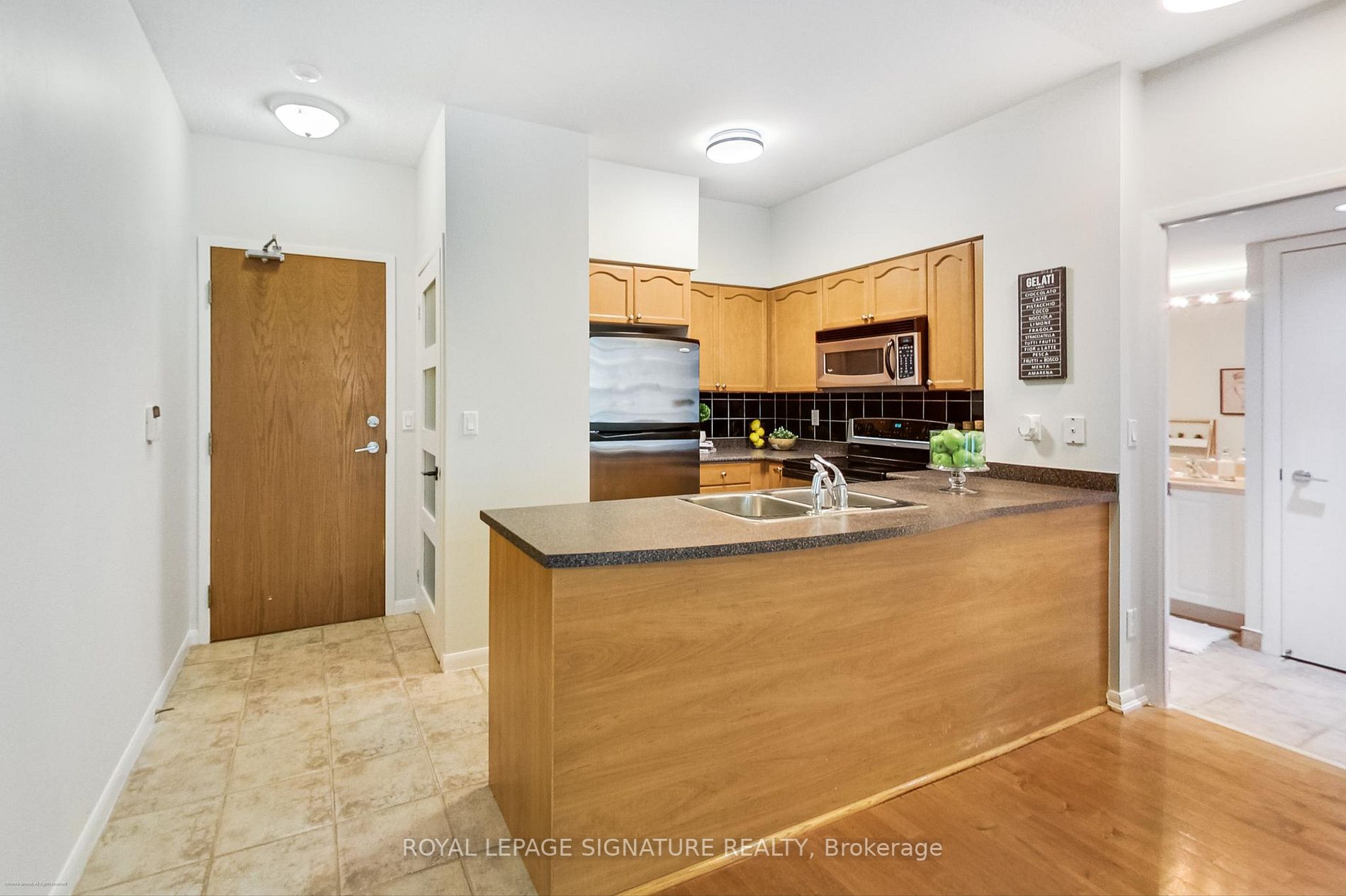 219 Fort York Blvd, #201