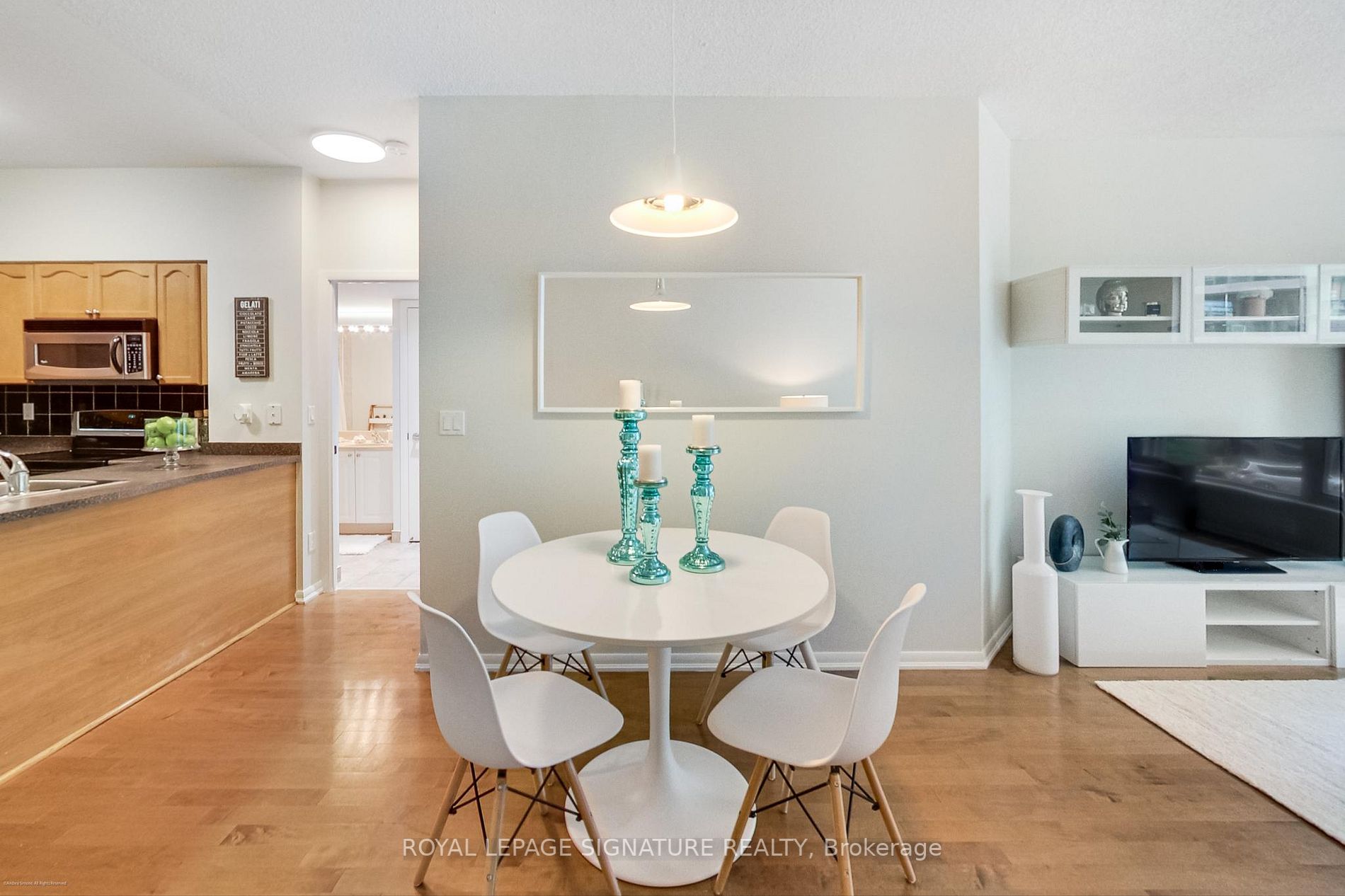 219 Fort York Blvd, #201