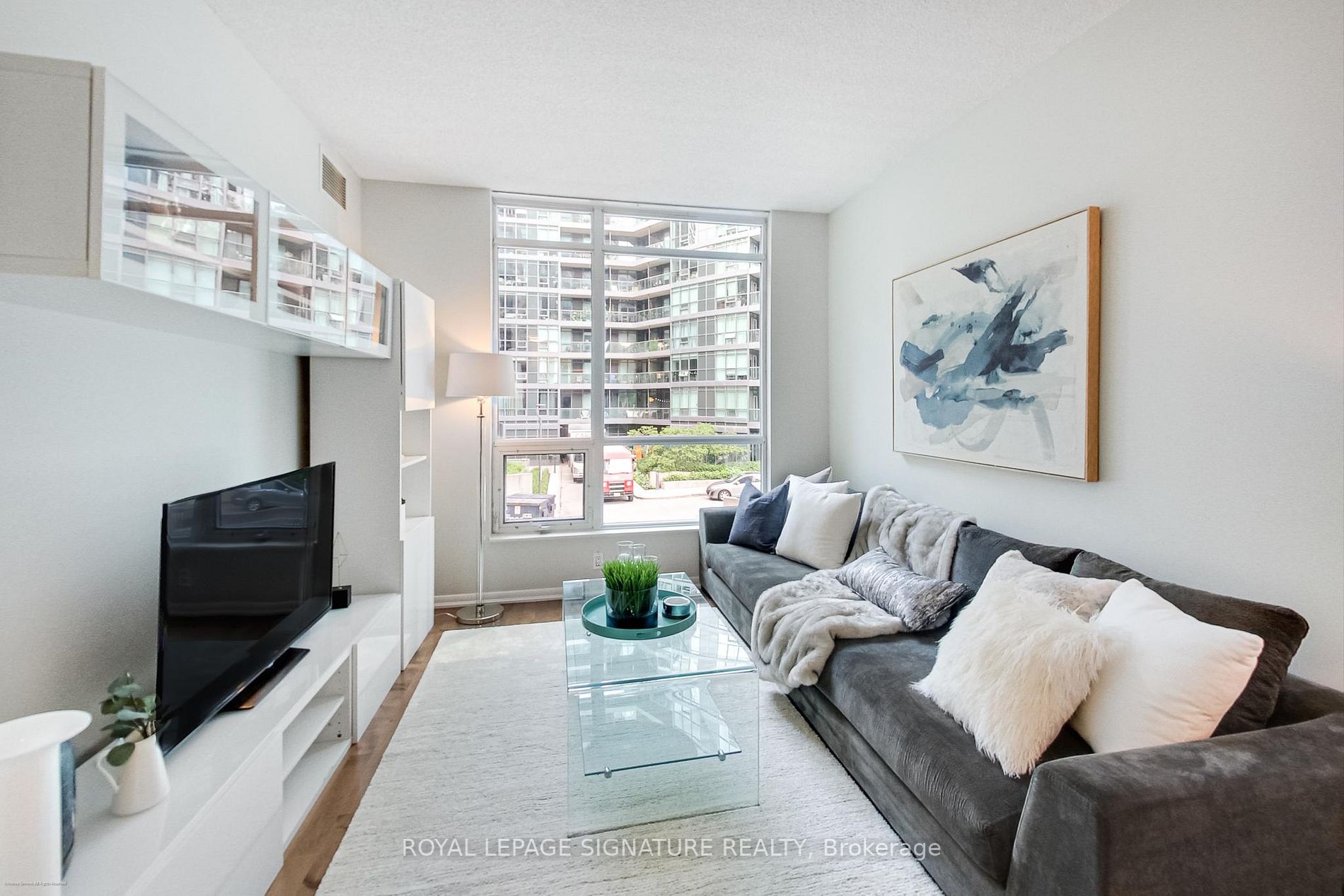 219 Fort York Blvd, #201