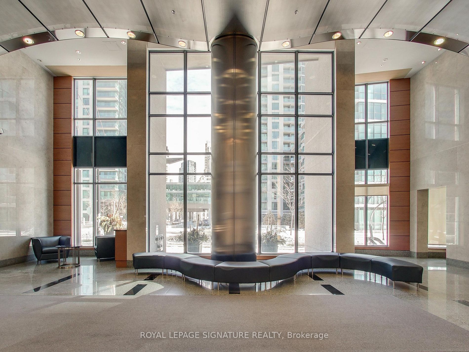 219 Fort York Blvd, #201
