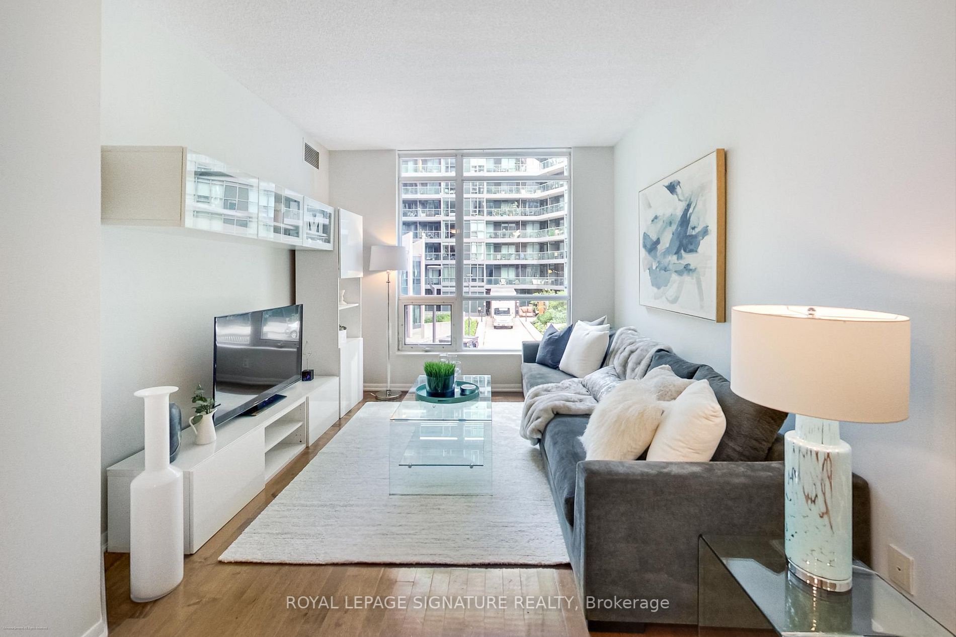 219 Fort York Blvd, #201