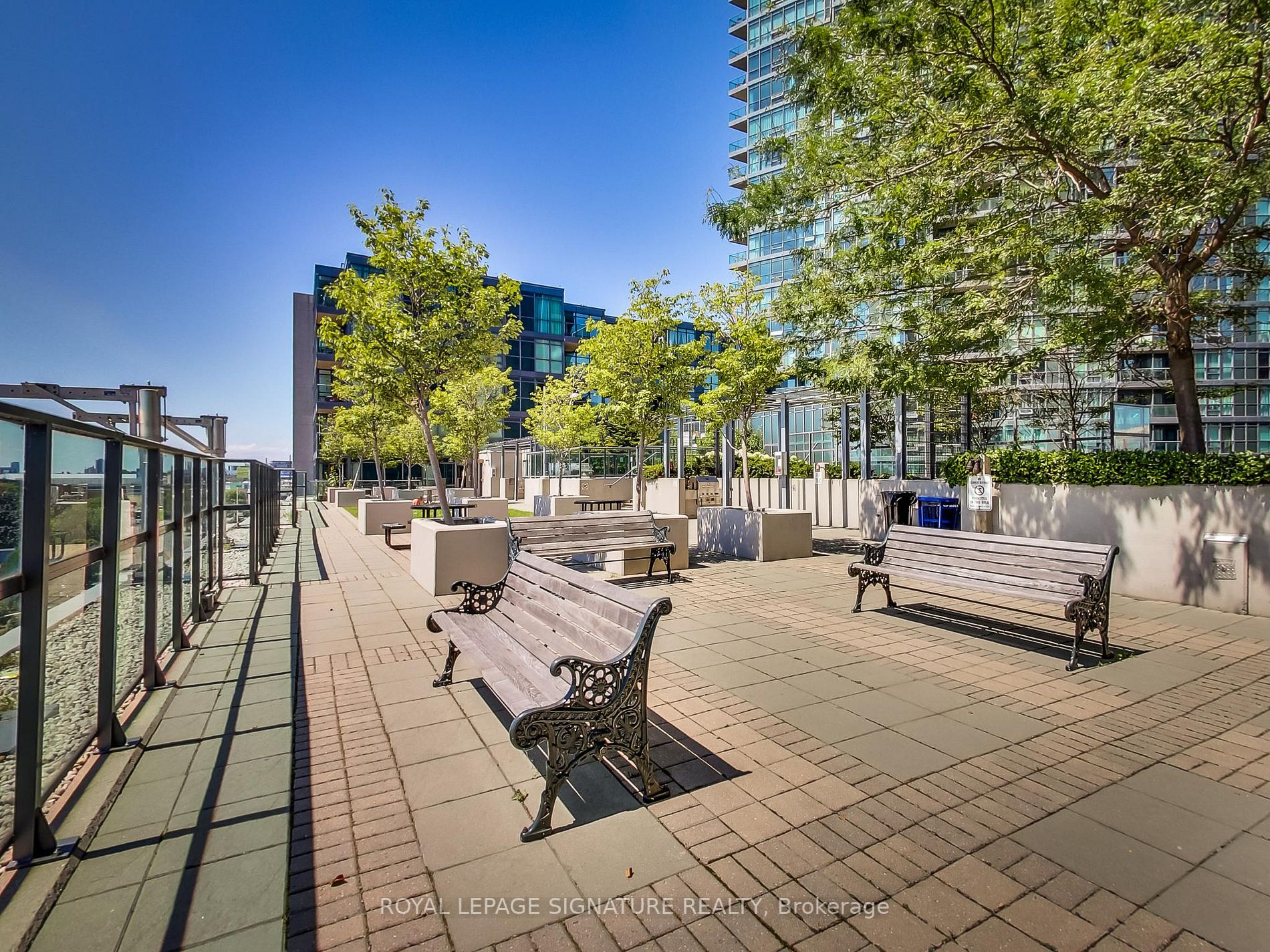 219 Fort York Blvd, #201