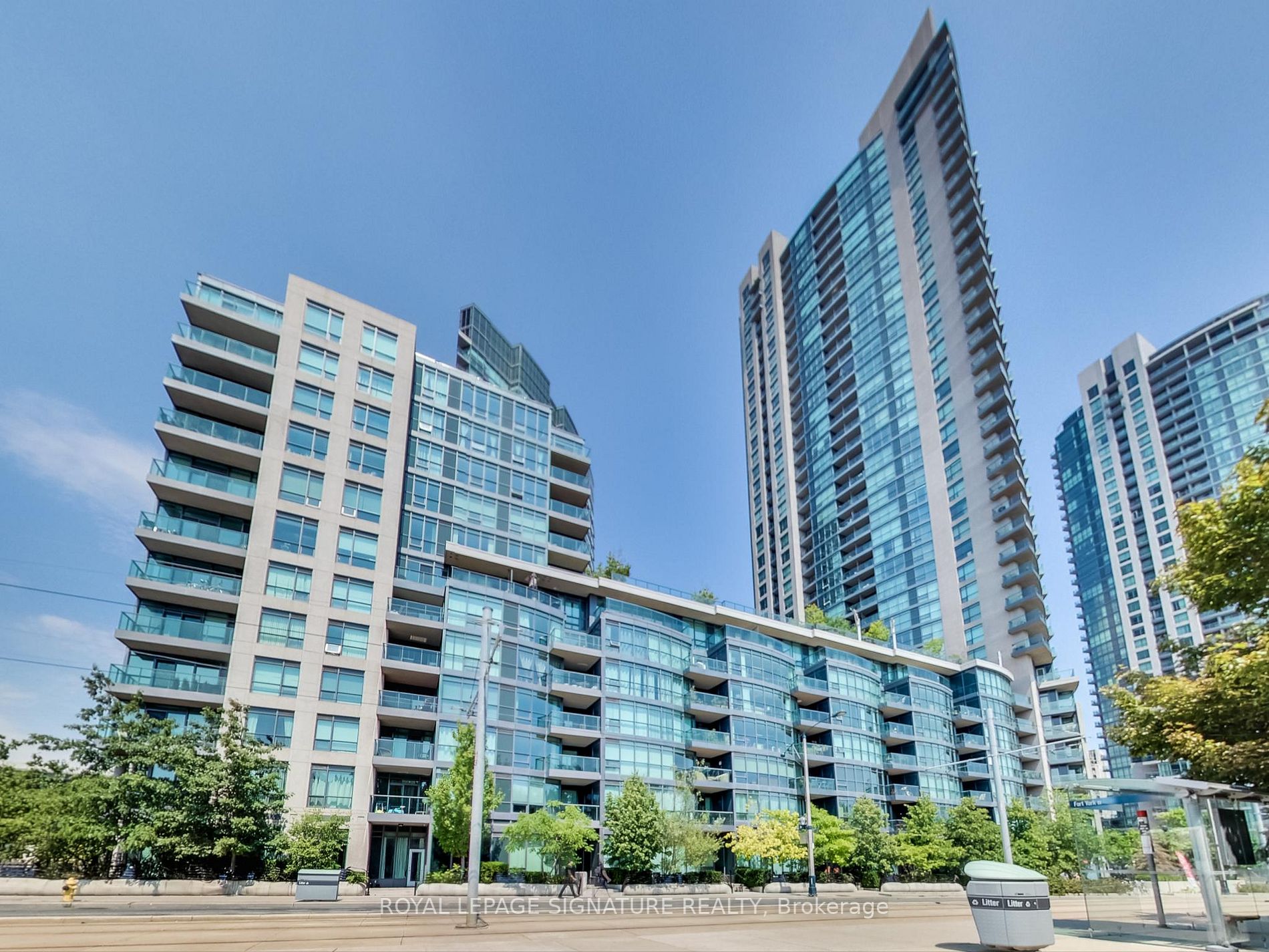 219 Fort York Blvd, #201