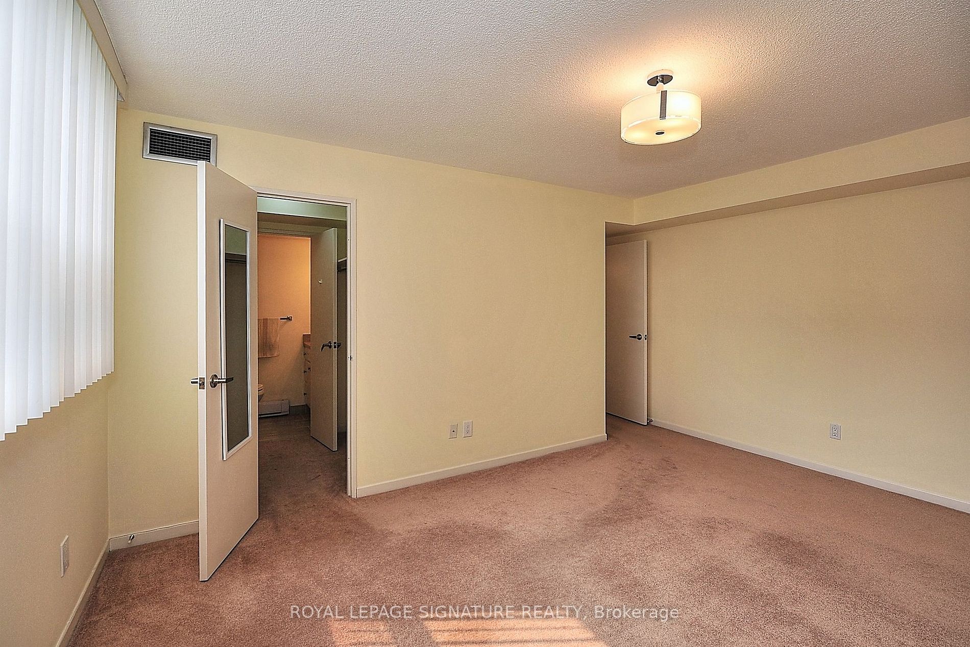 10 Tangreen Court, #702