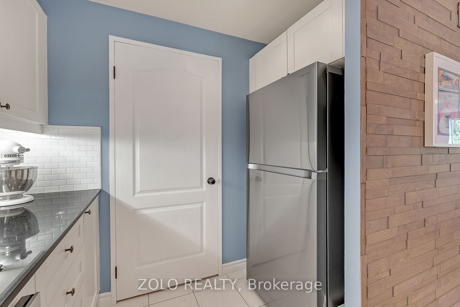 9 Greenbriar Rd, #210