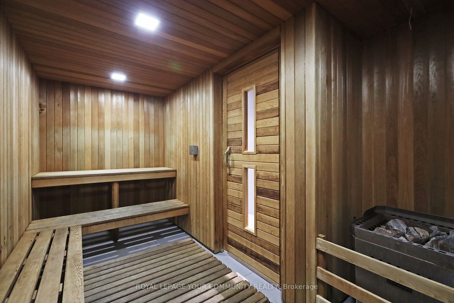 318 Richmond St W, #1212