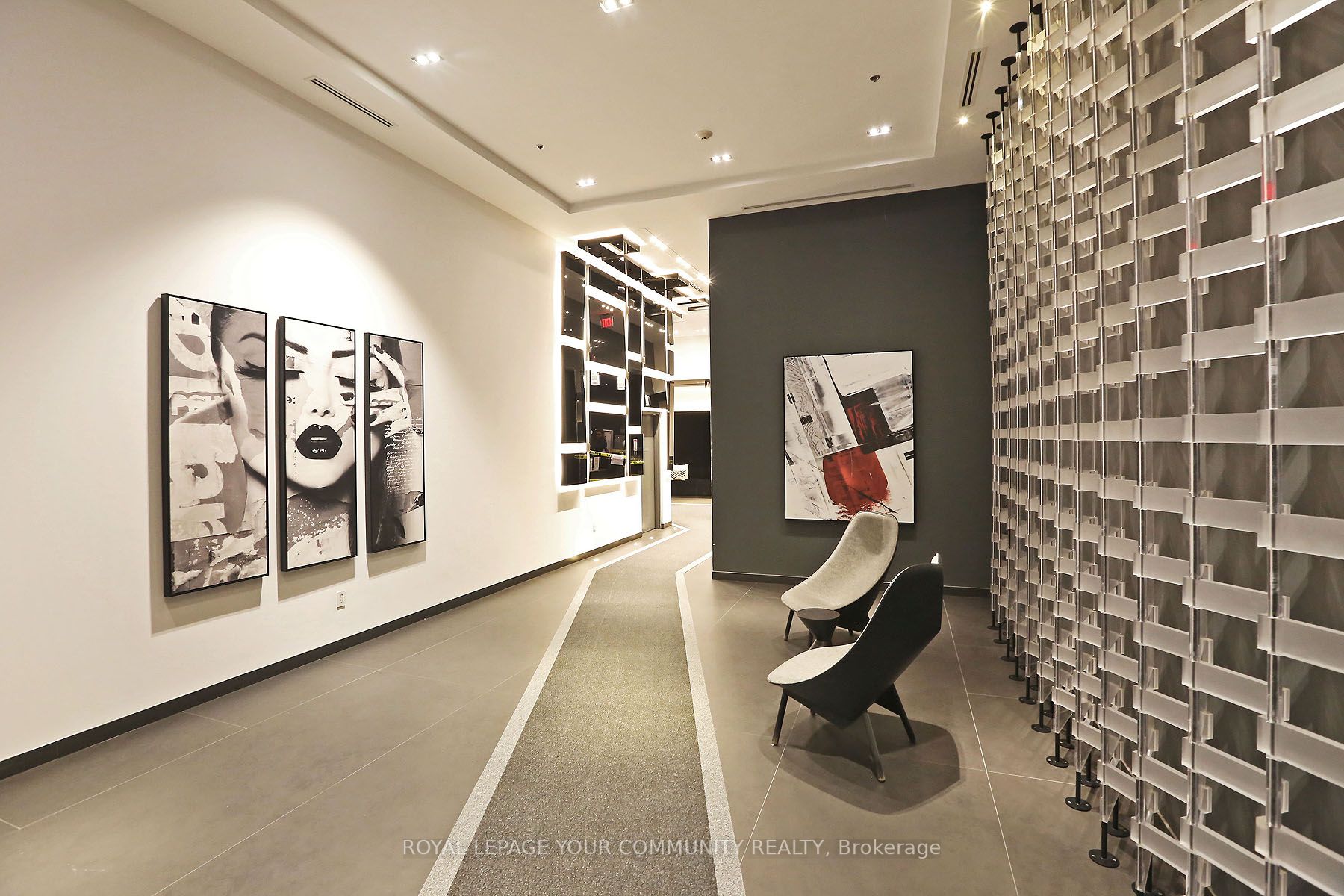 318 Richmond St W, #1212