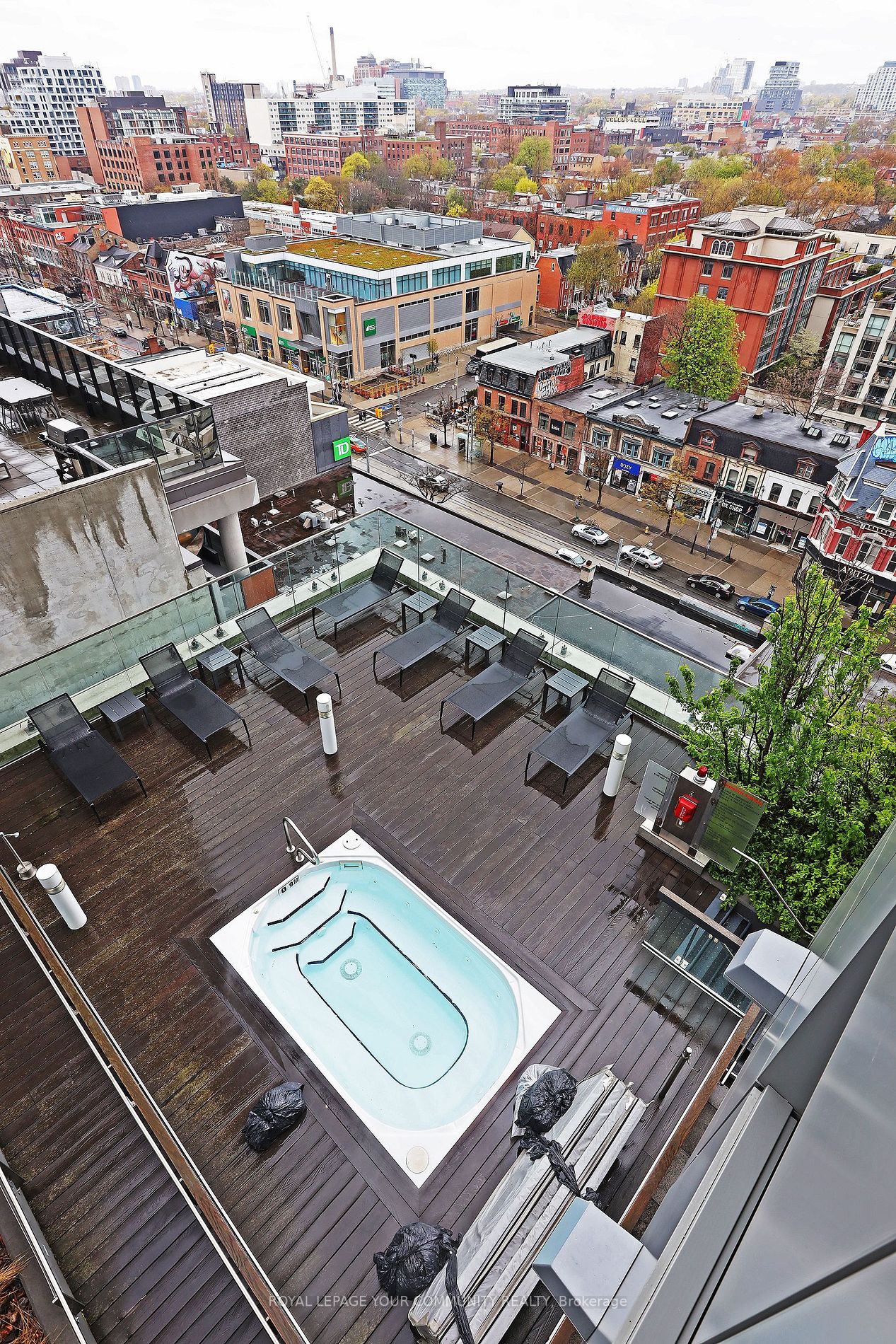 318 Richmond St W, #1212