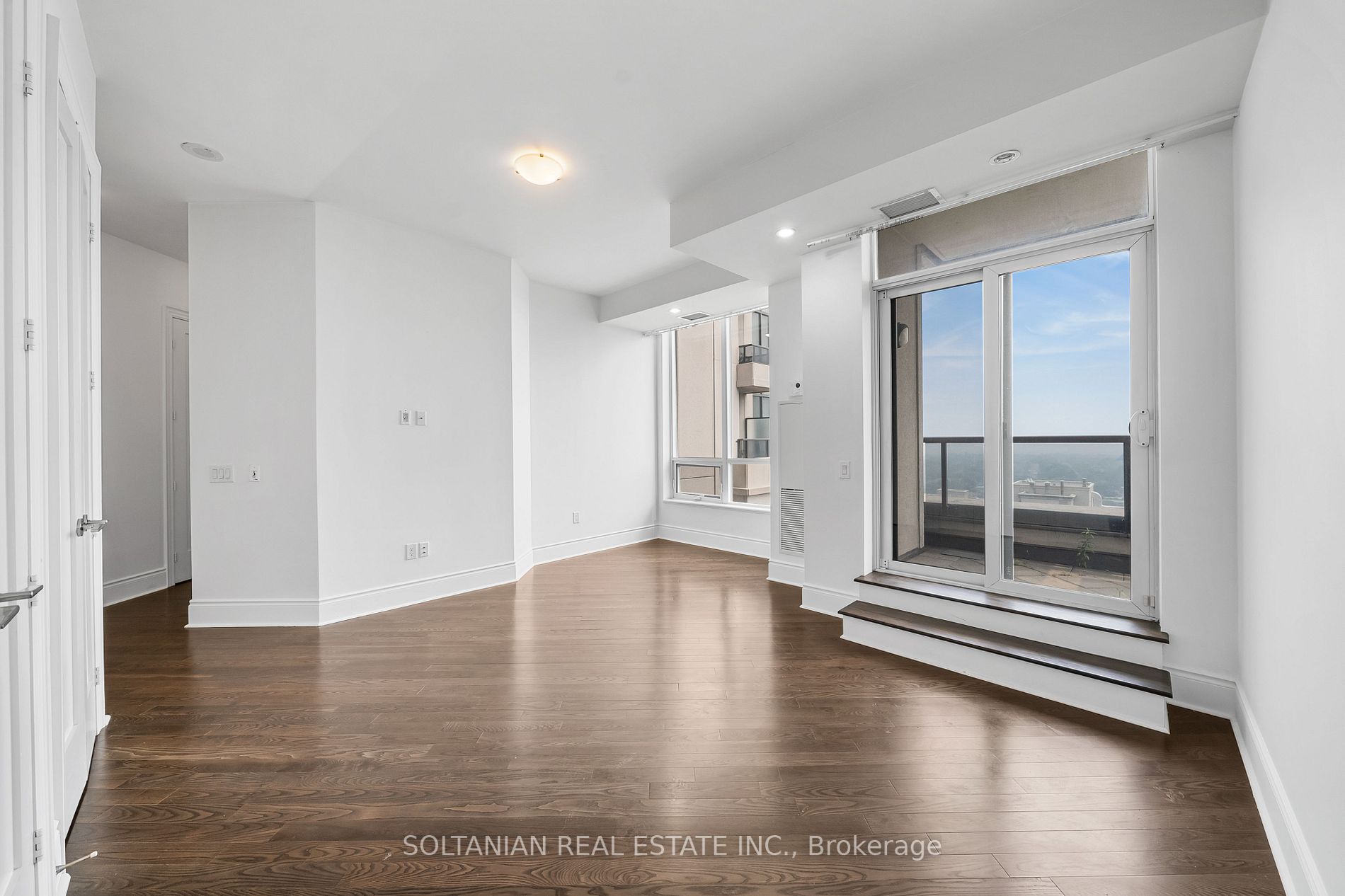 500 Doris Avenue, #2724
