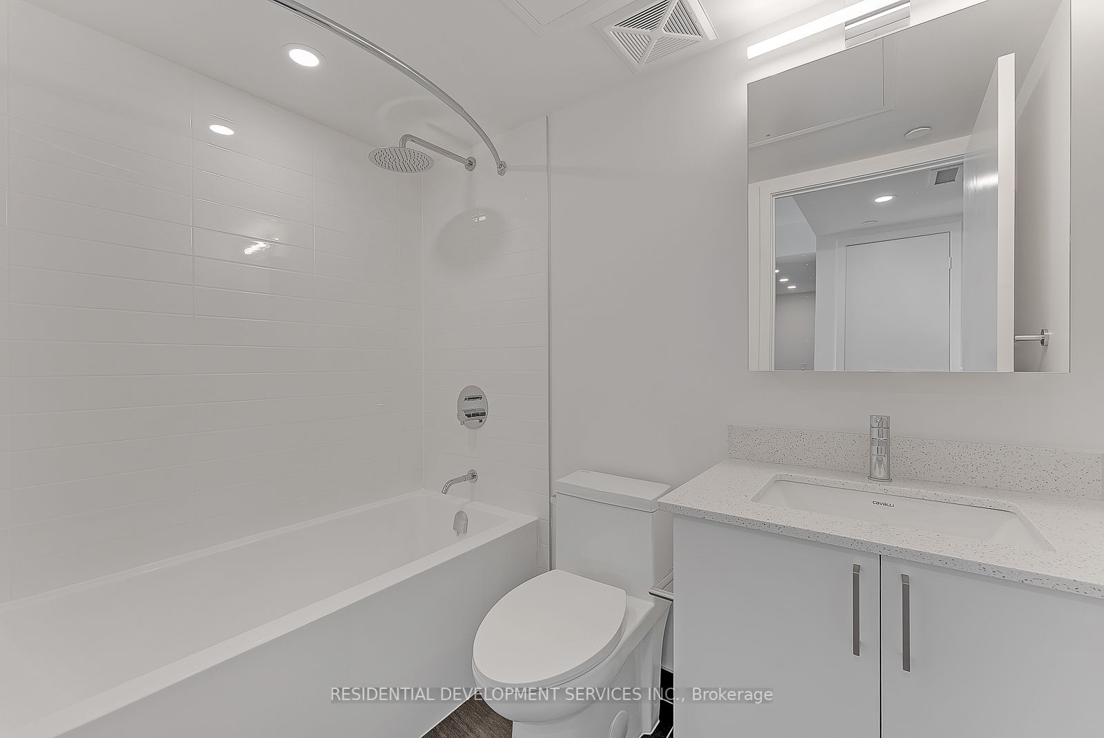30 Tretti Way, #615