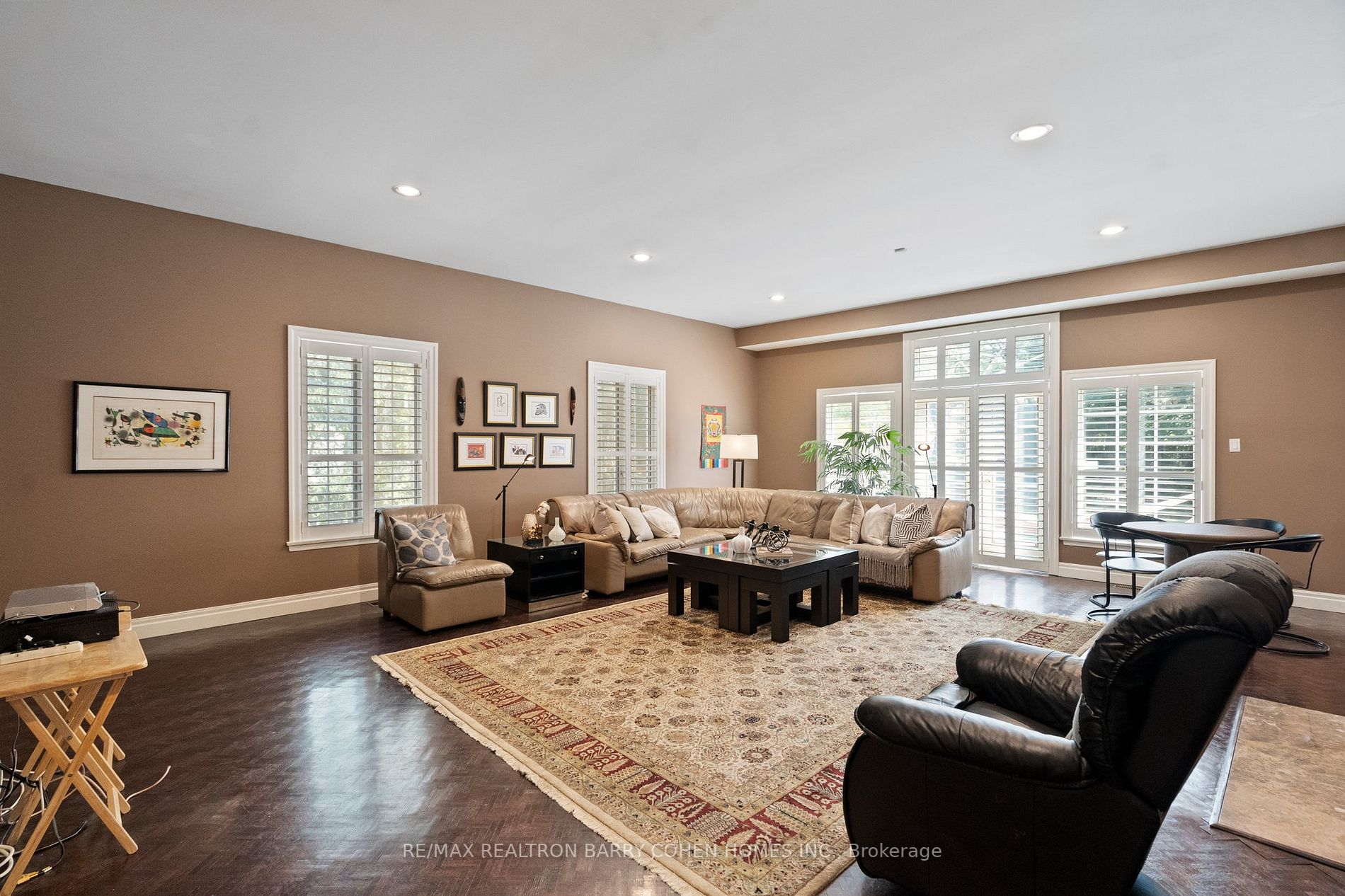 5 Sandfield Road