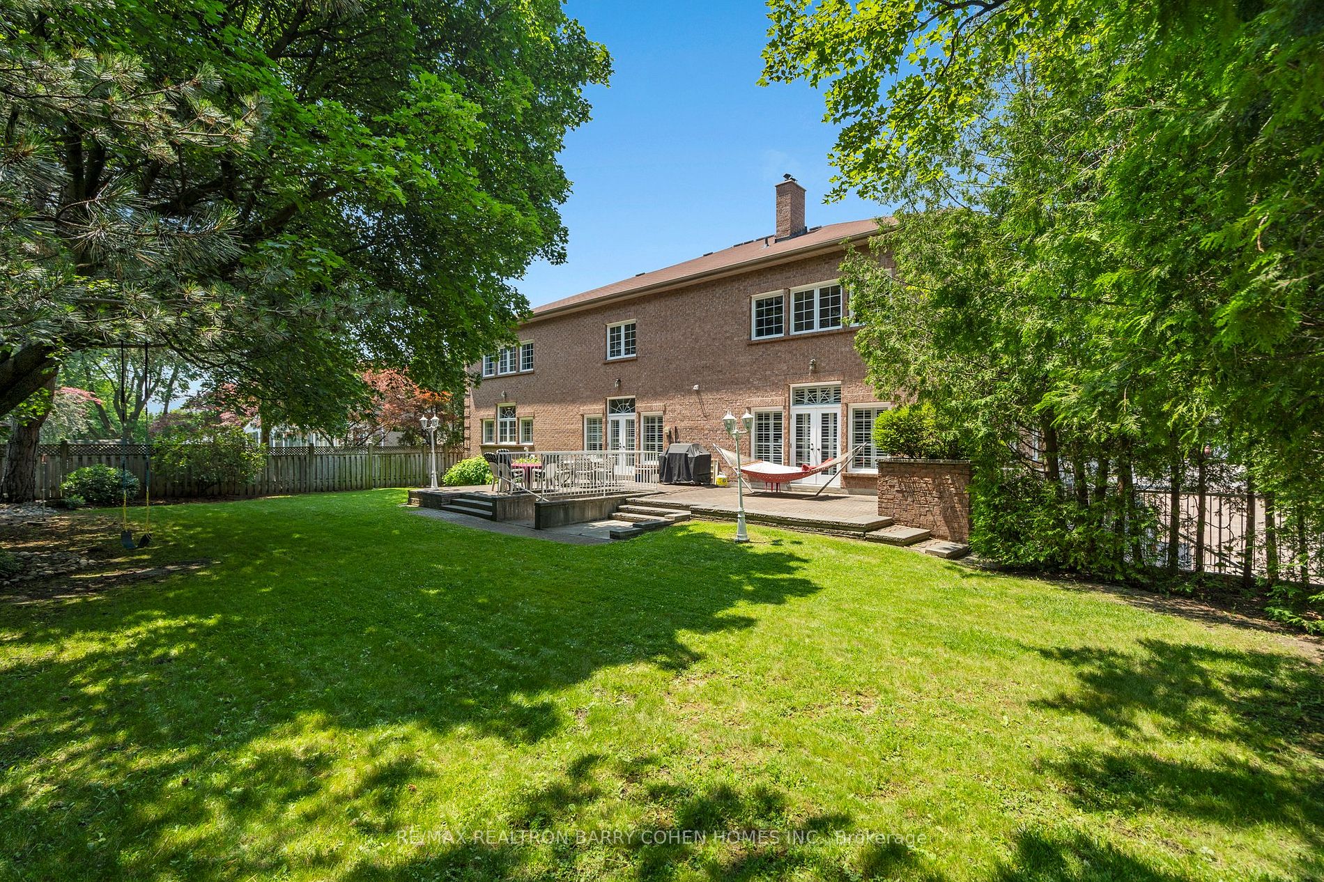 5 Sandfield Road