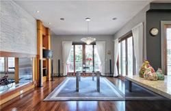 18 Fairmeadow Ave