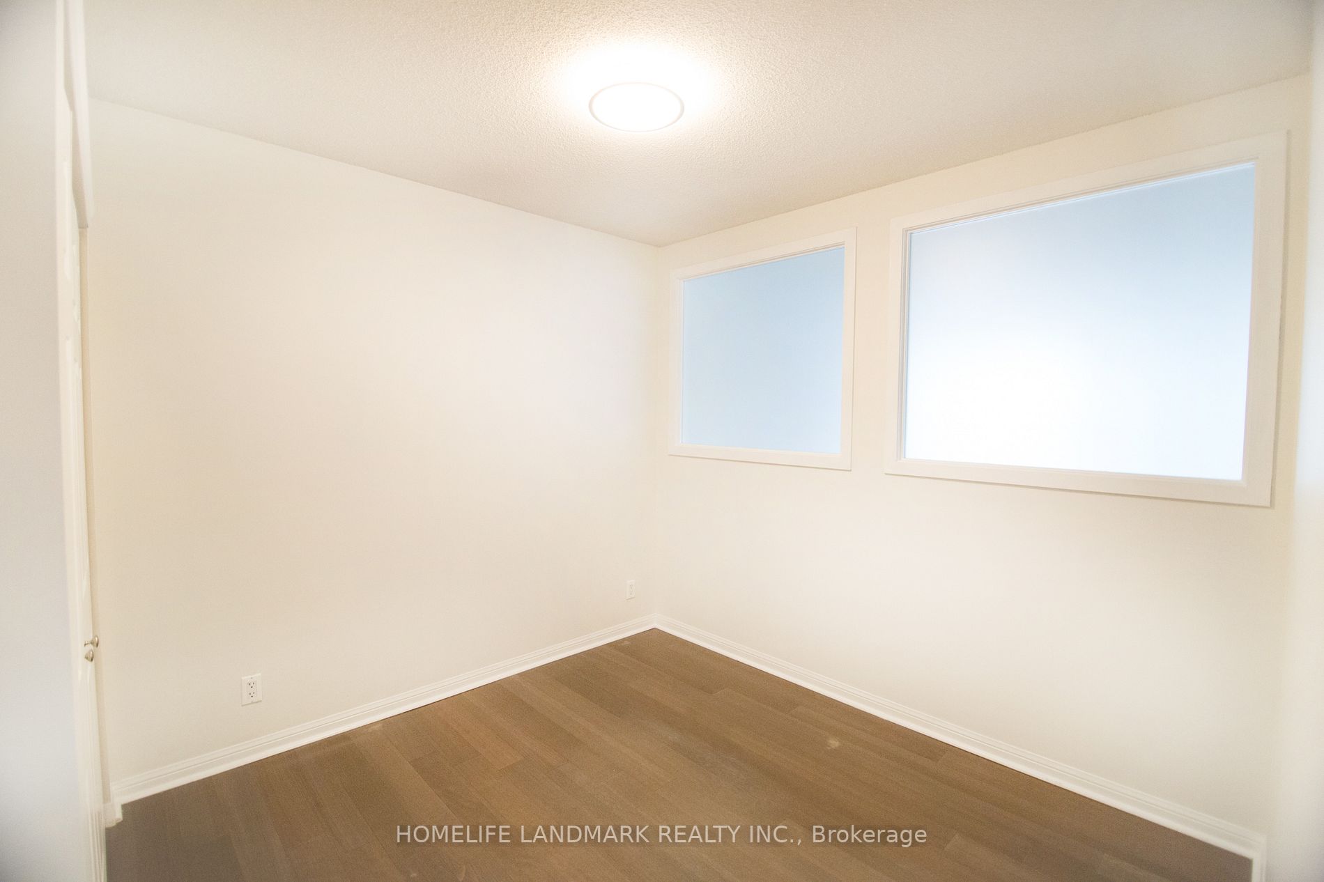 11 St Joseph St, #1612